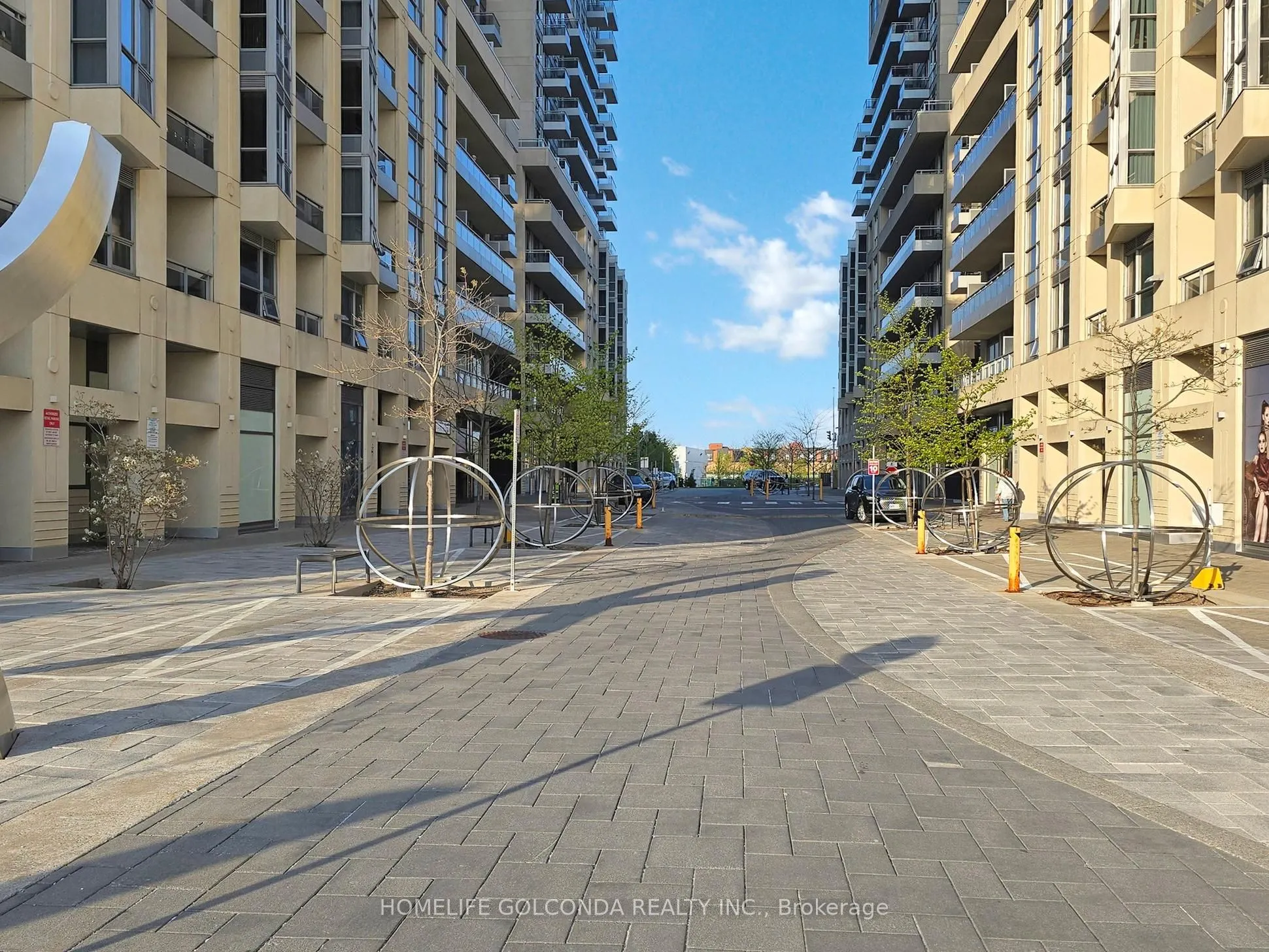 9205 Yonge Street, #1007