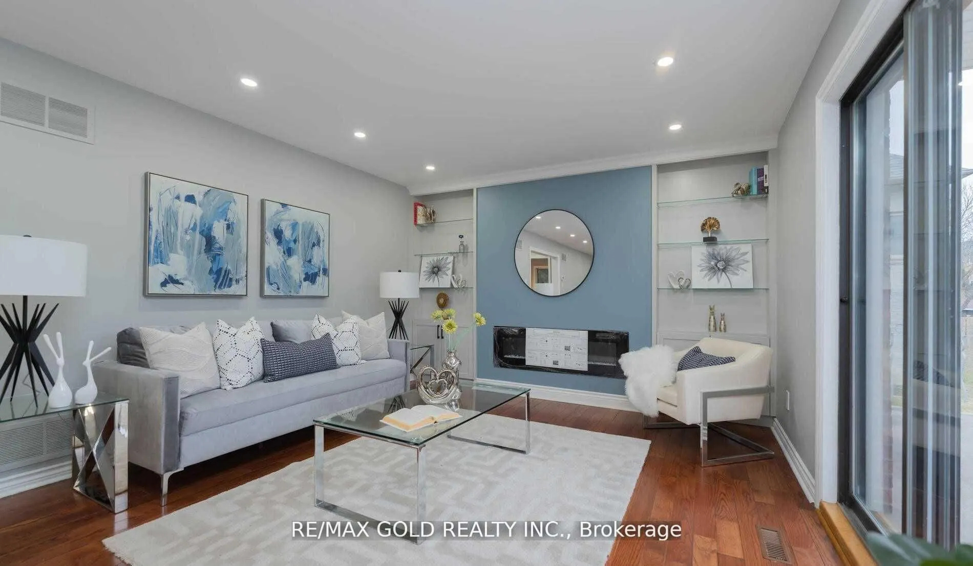 20 Garden Avenue, ##Main