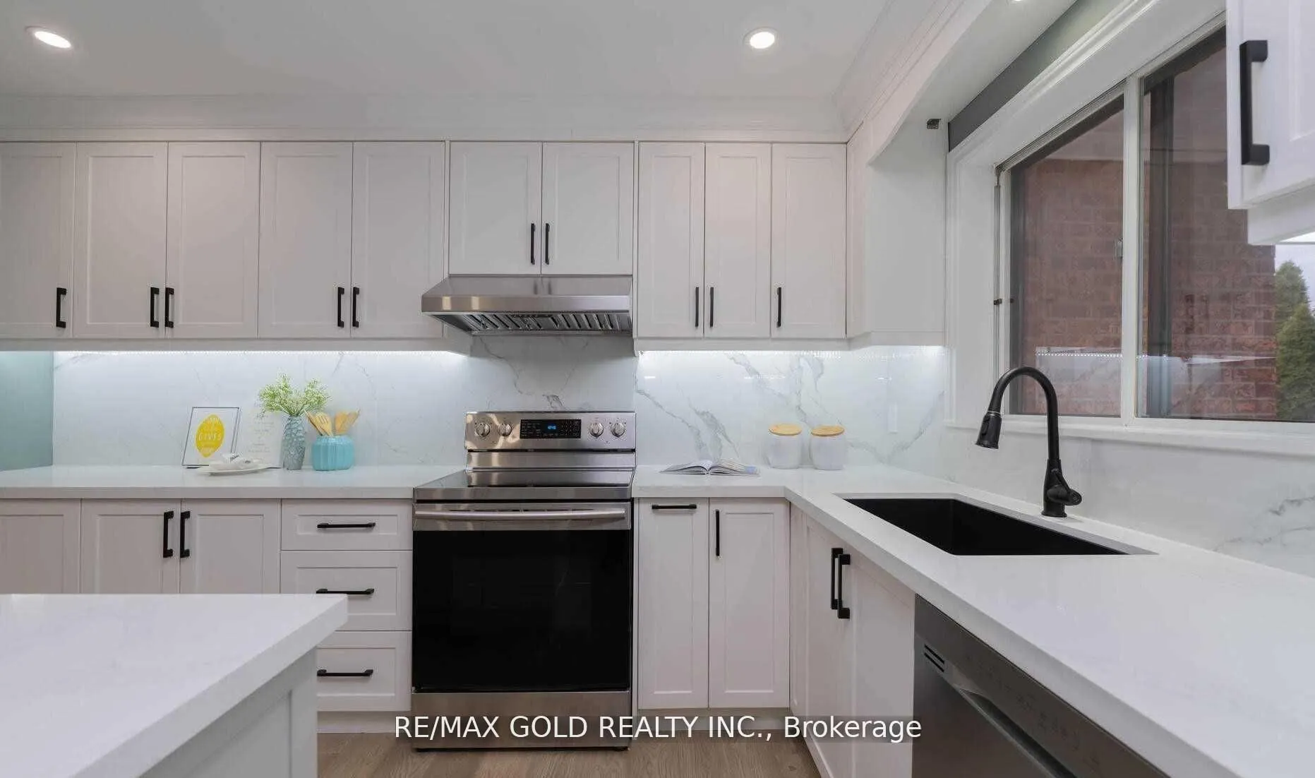 20 Garden Avenue, ##Main