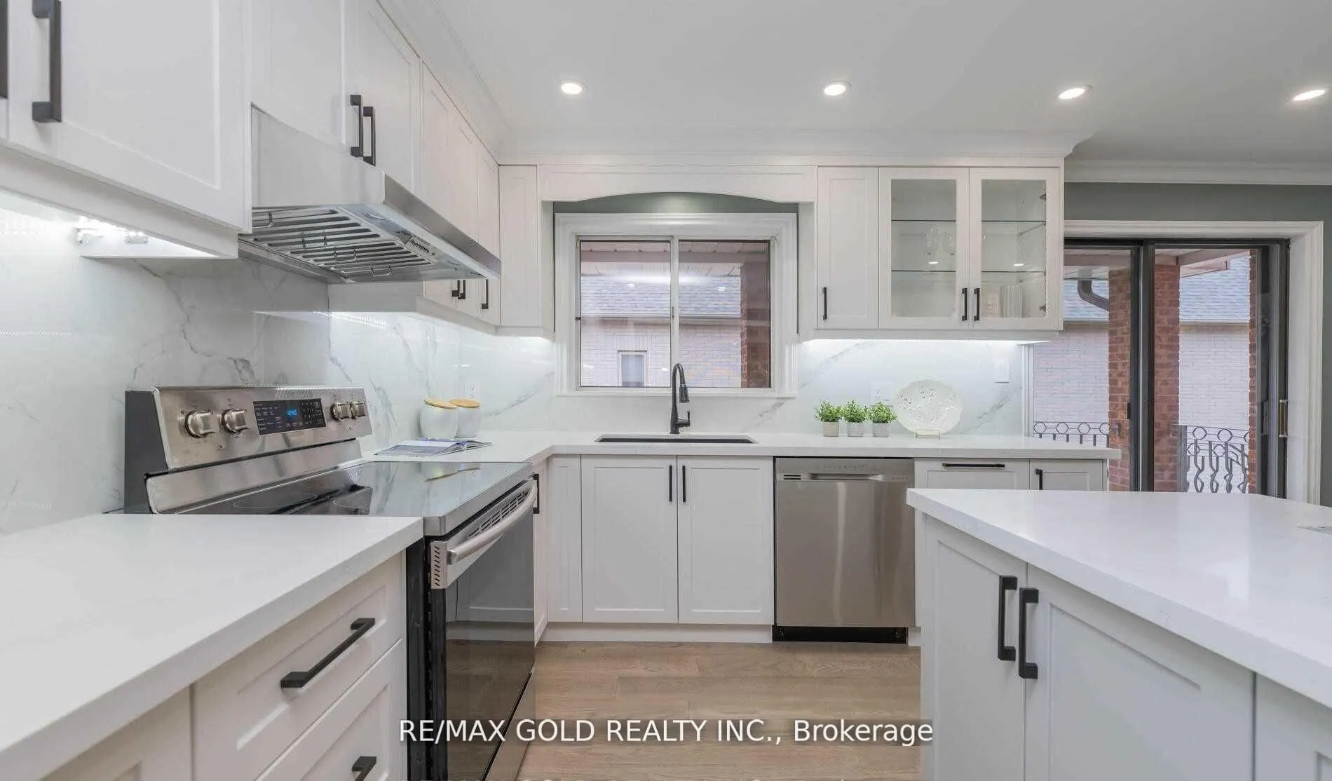 20 Garden Avenue, ##Main