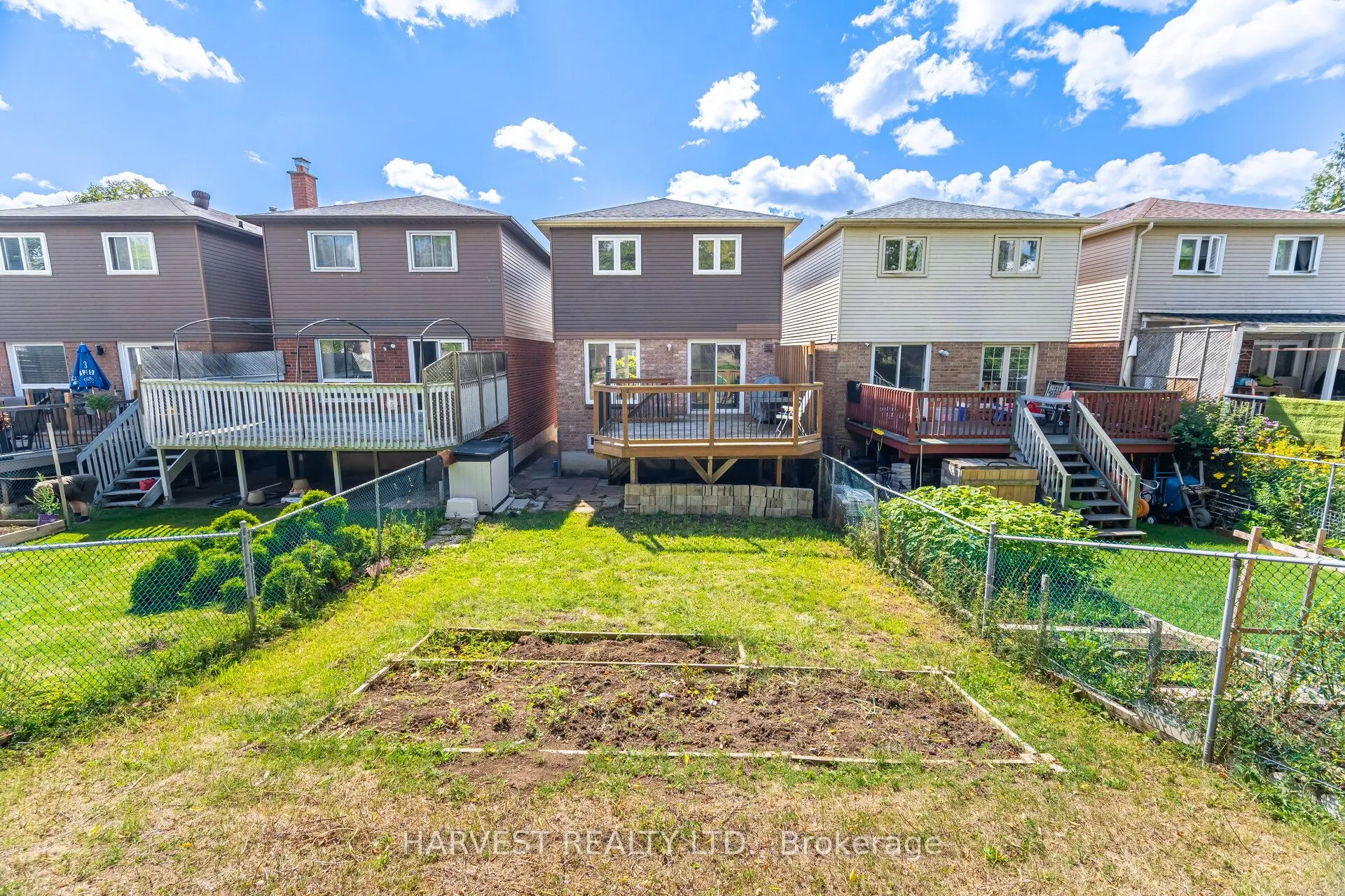 82 Swinton Crescent