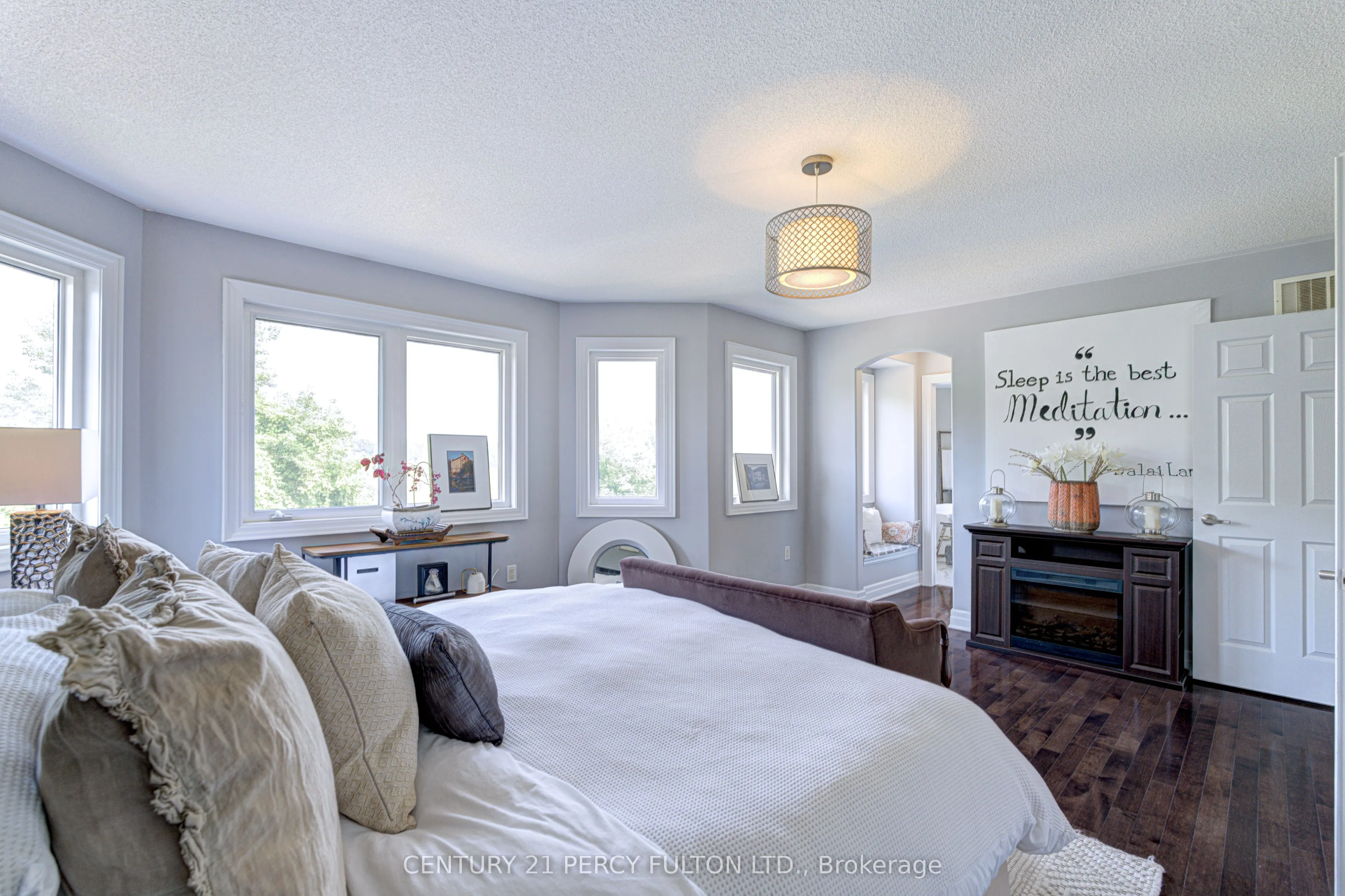 122 John W Taylor Avenue