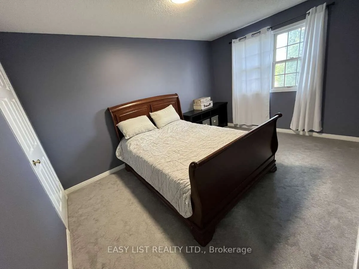 102 Burwell Crescent