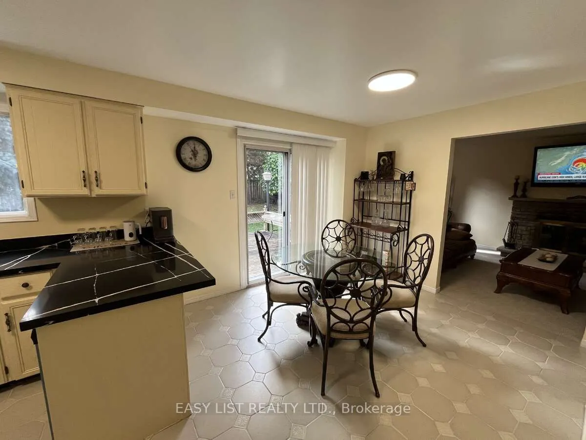 102 Burwell Crescent