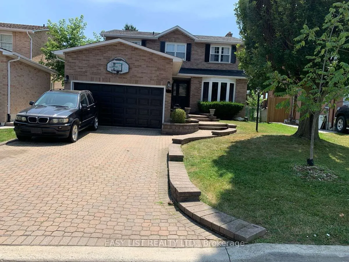 102 Burwell Crescent