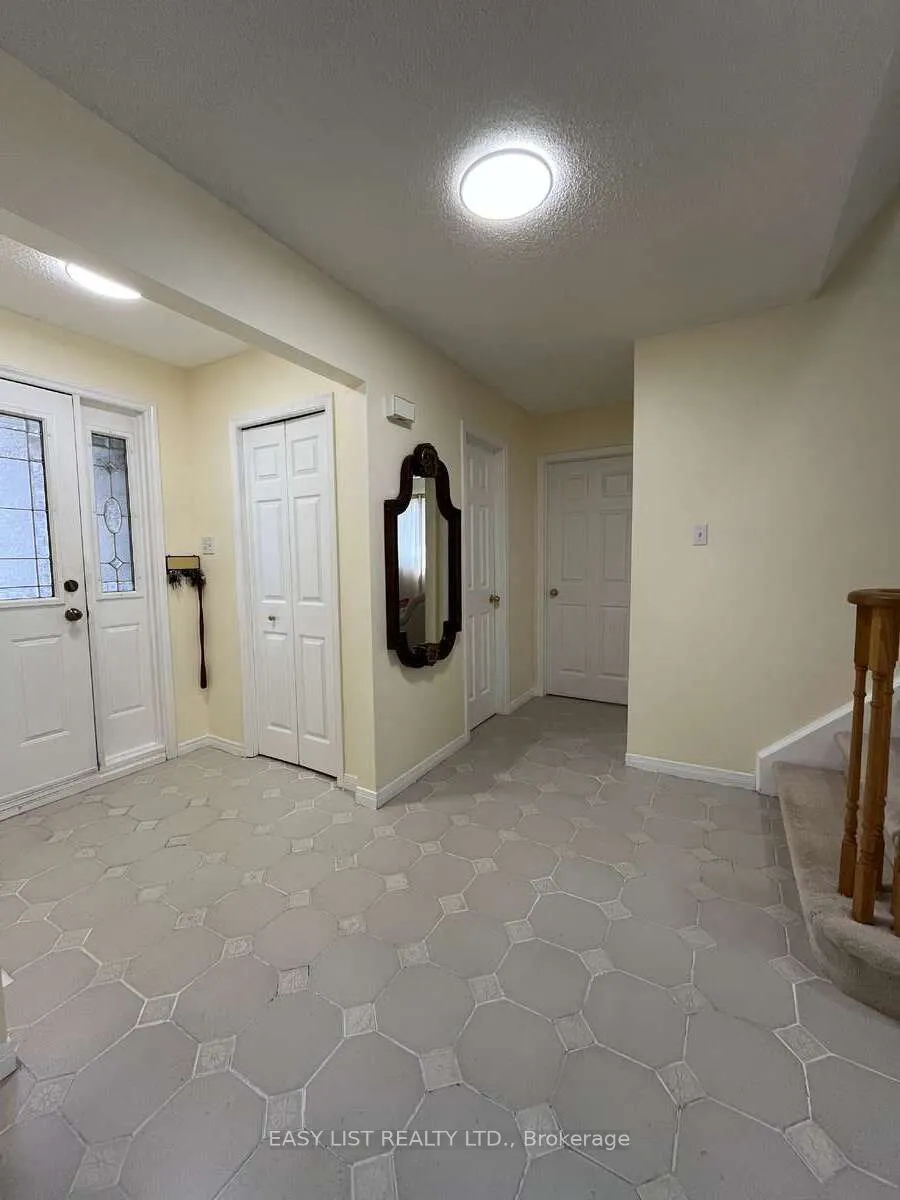 102 Burwell Crescent