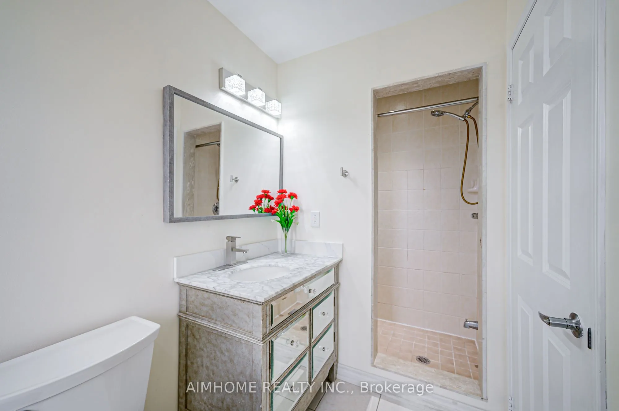 50 Greensborough Villag Circle, #22