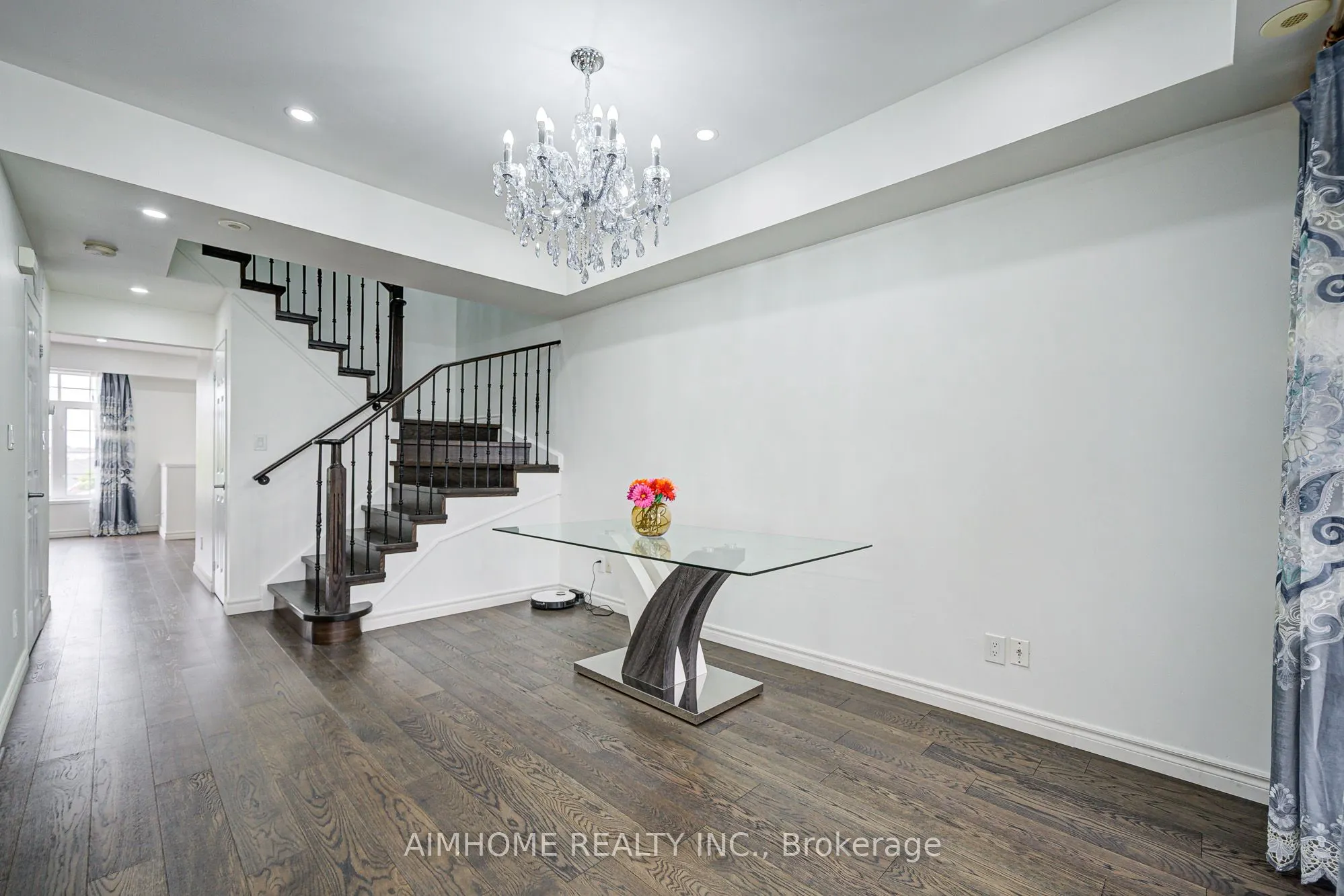 50 Greensborough Villag Circle, #22