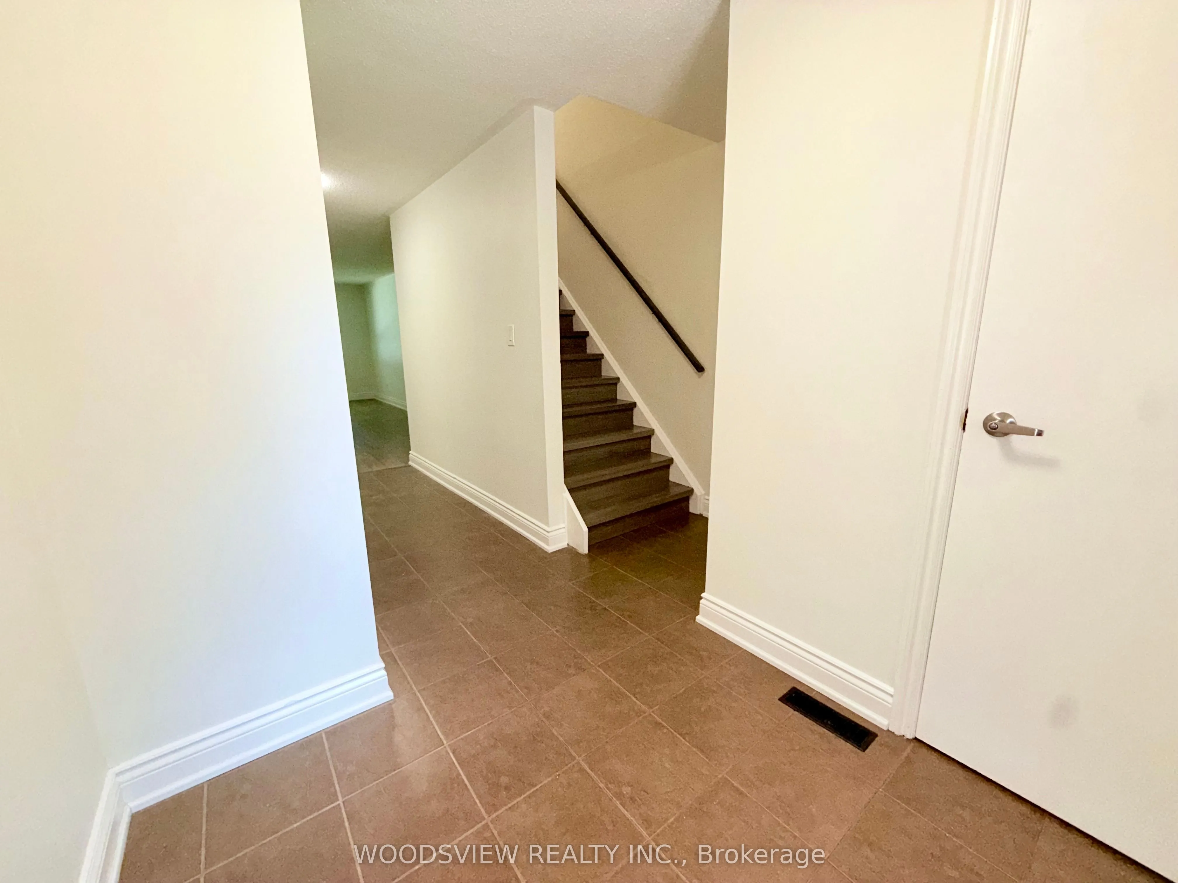 99 Lake Drive N, #2