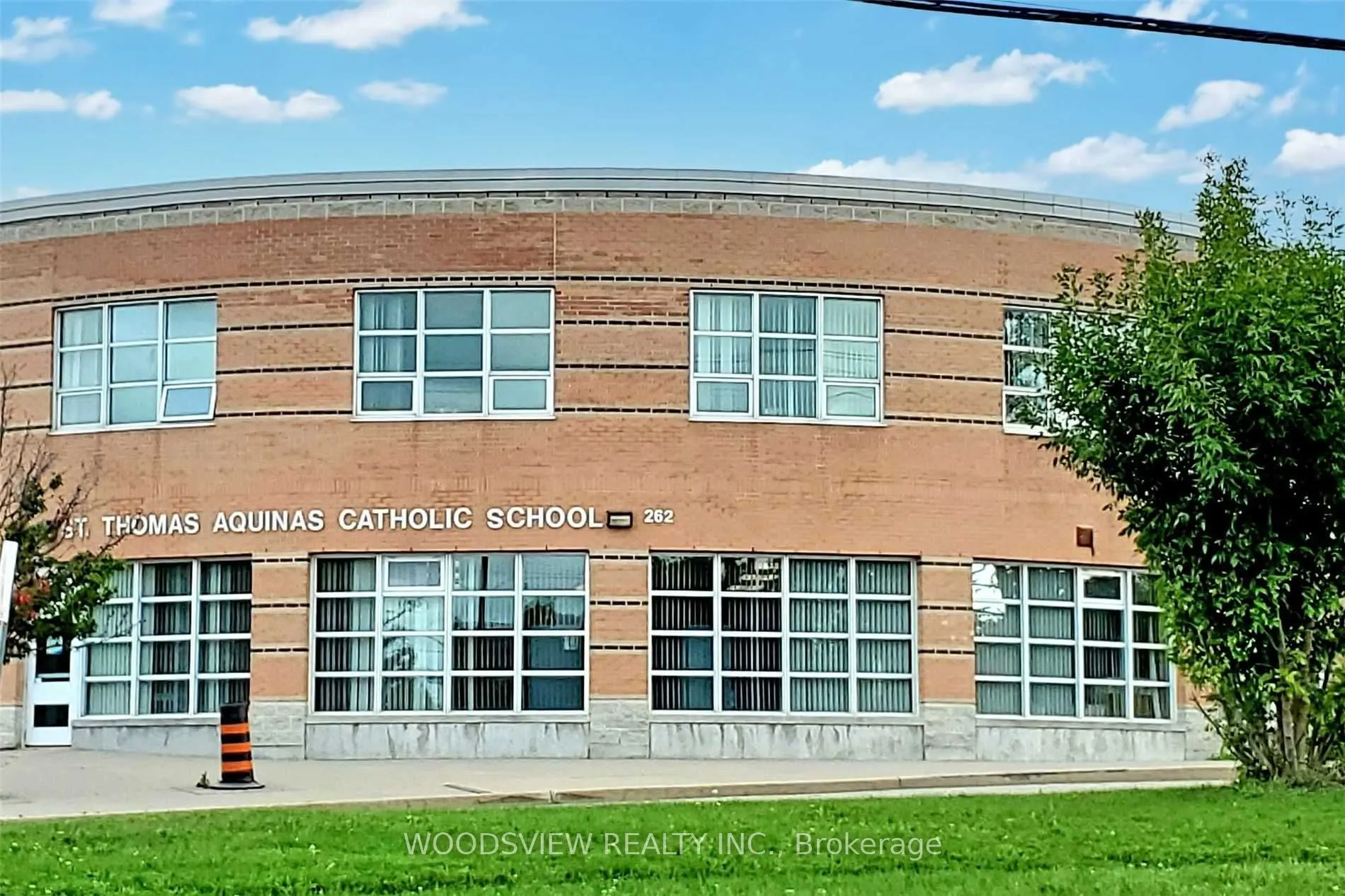 99 Lake Drive N, #2