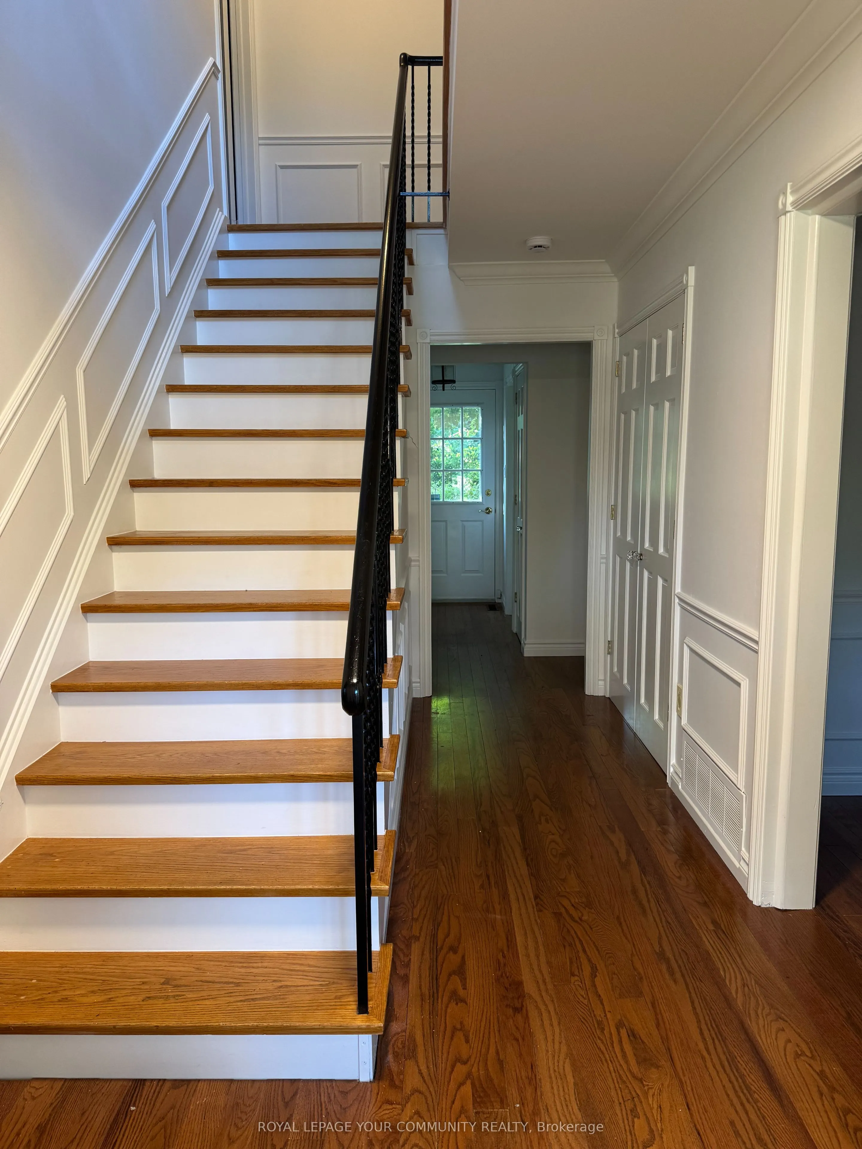 235 Banner Lane