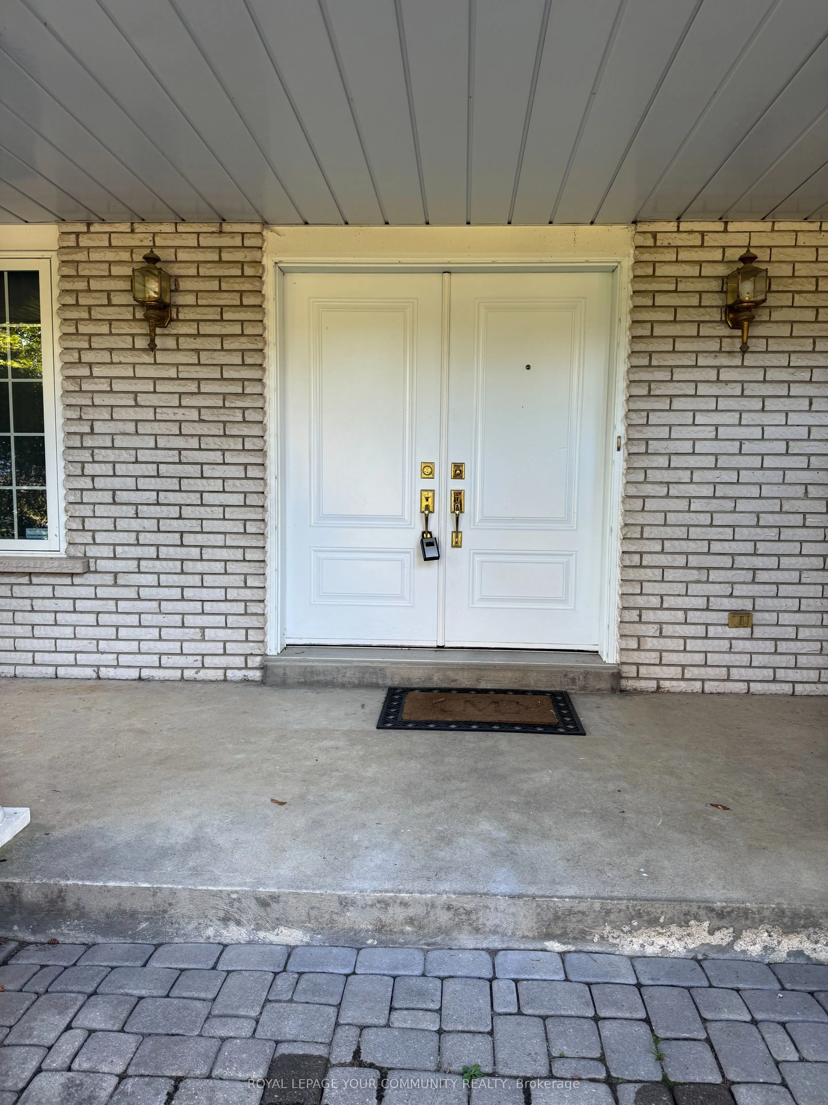235 Banner Lane