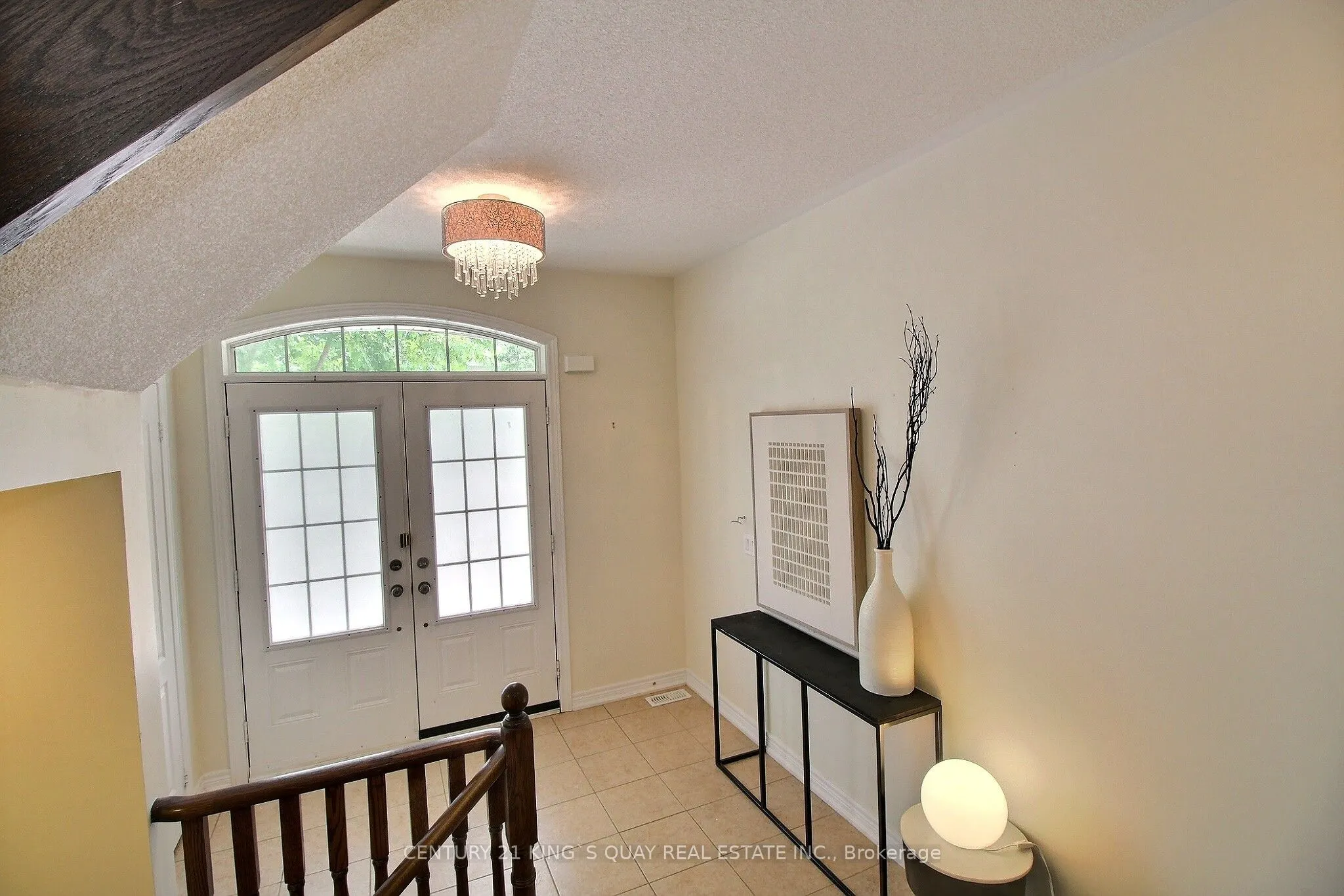 365 Lauderdale Drive
