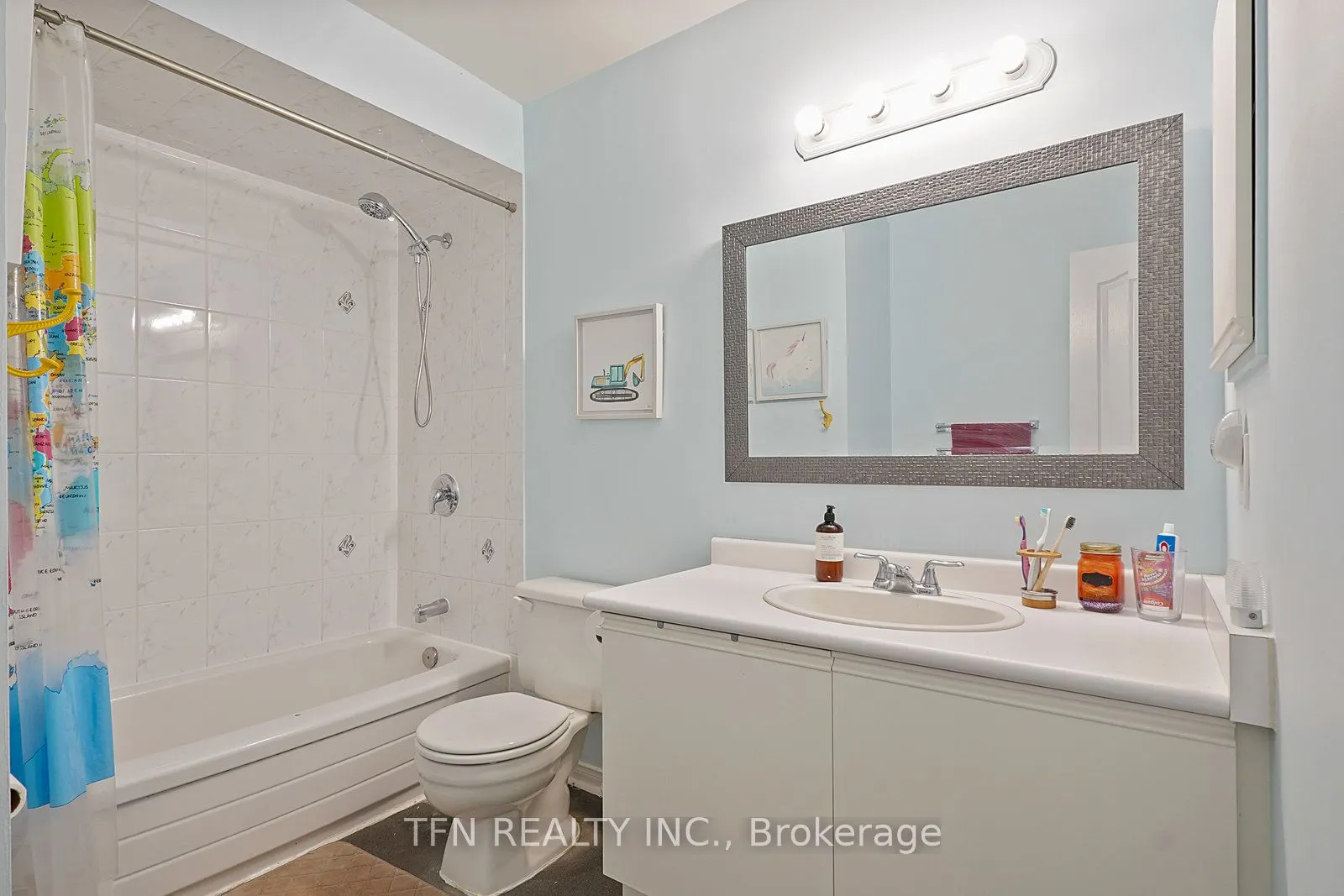 86 Thornbrook Court