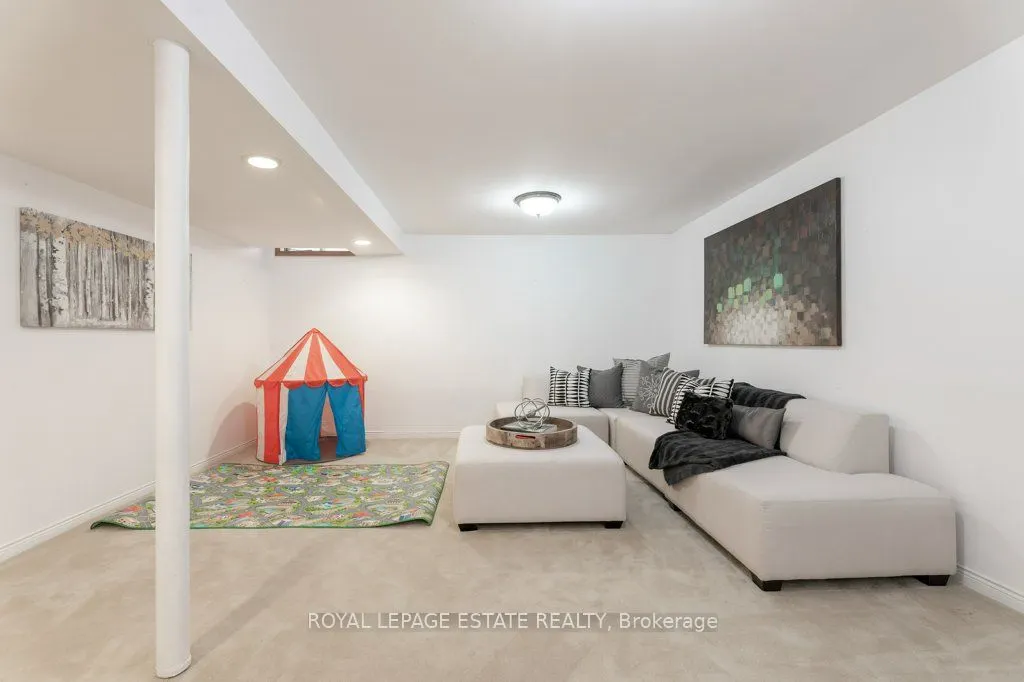 241 Rosedale Heights Drive