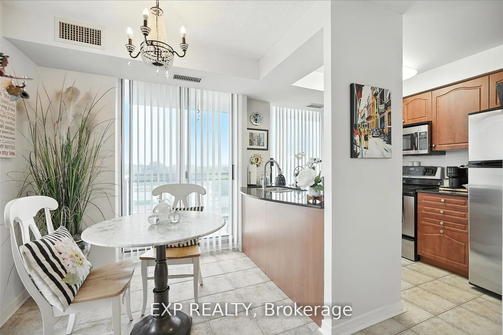 350 Red Maple Road, #505