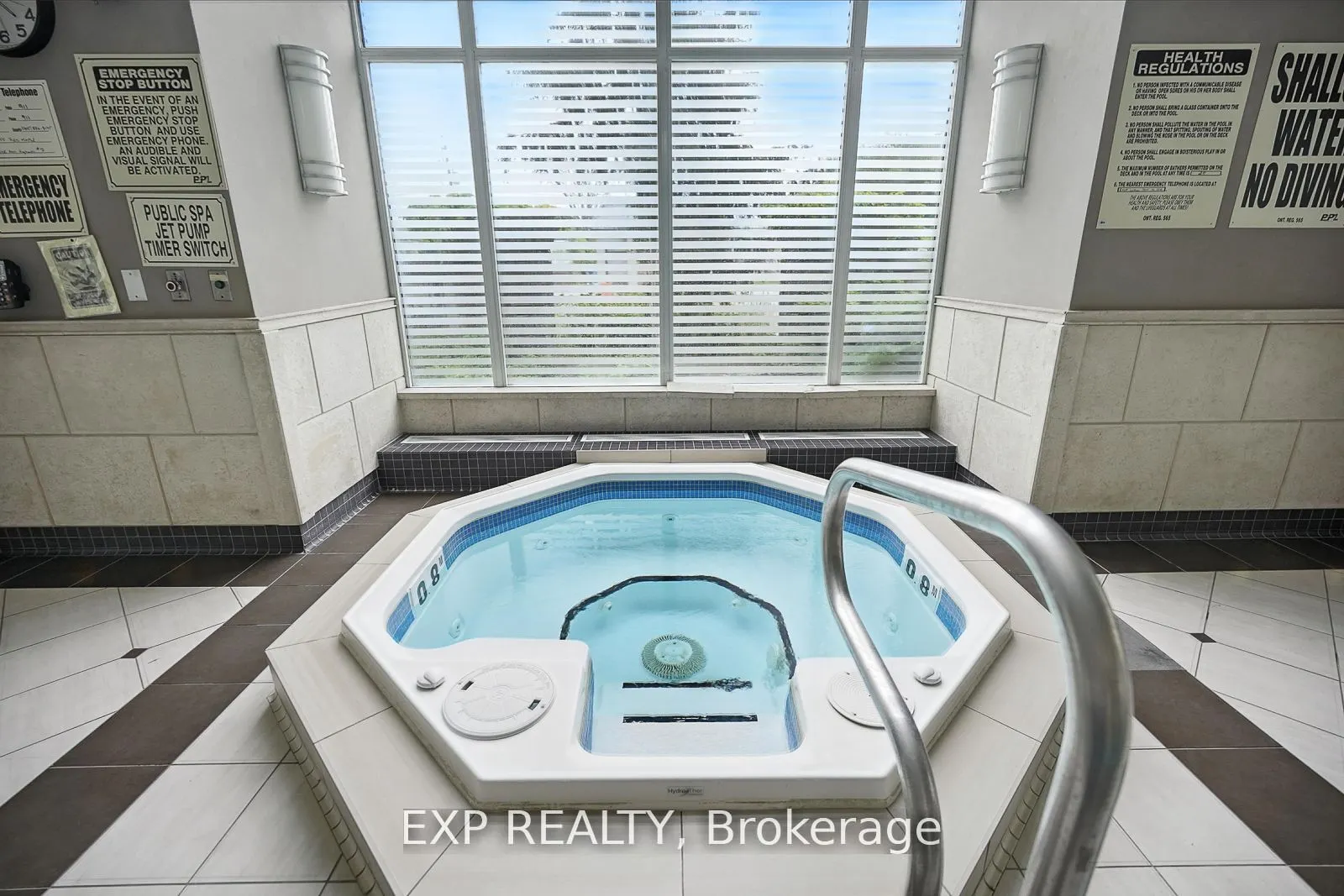 350 Red Maple Road, #505