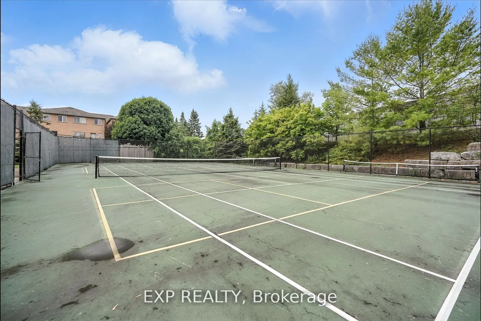 350 Red Maple Road, #505