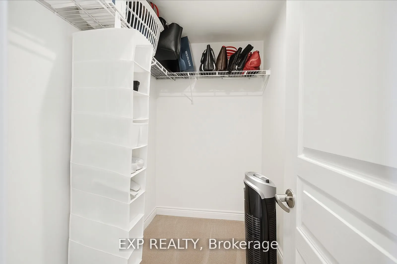 350 Red Maple Road, #505