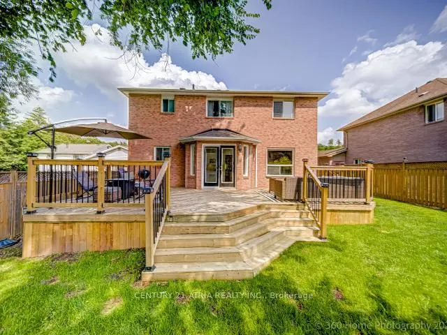 220 Olde Bayview Avenue