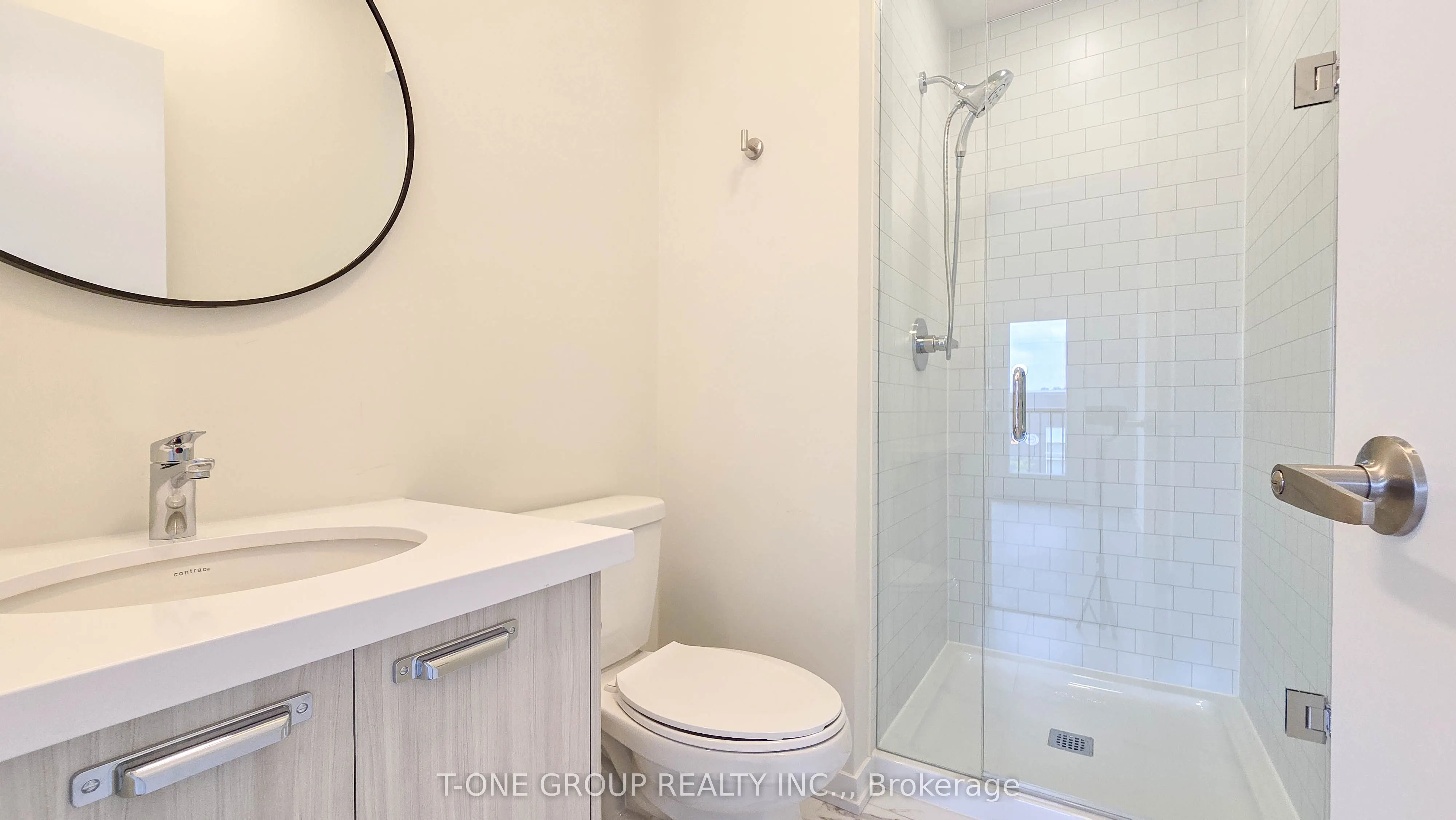 82 Matawin Lane, #27