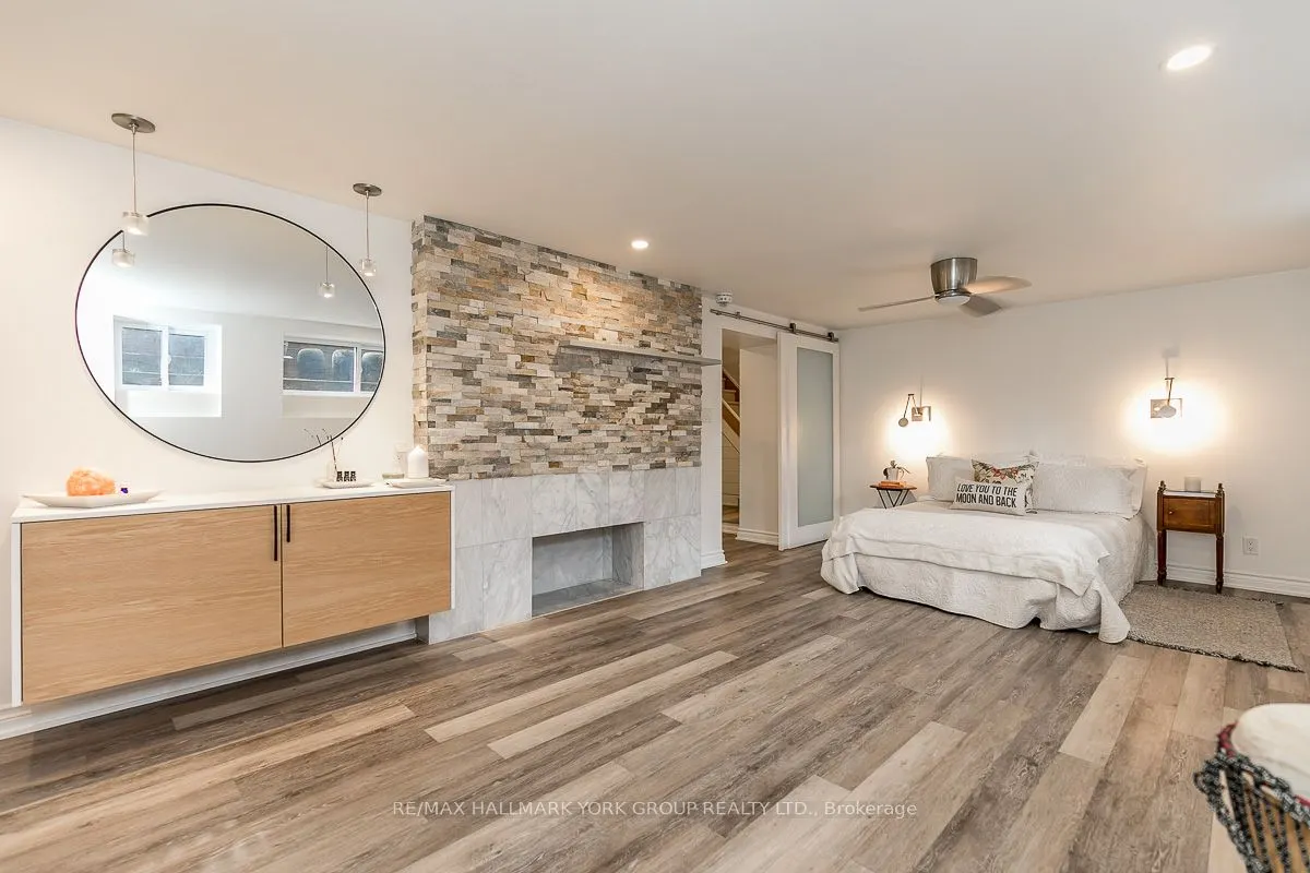 78 Wells Street