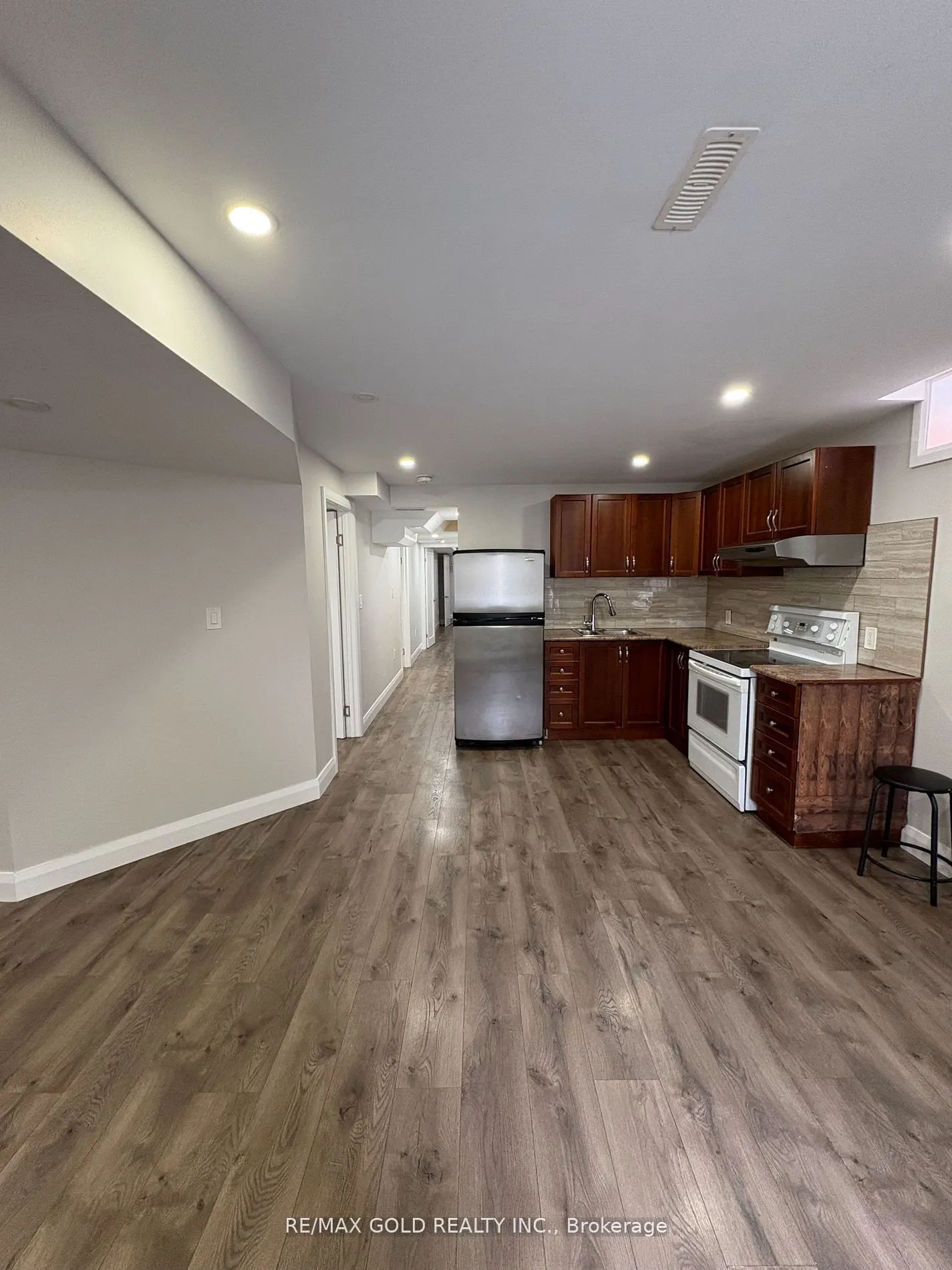 87 Algoma Drive, #Bsmt