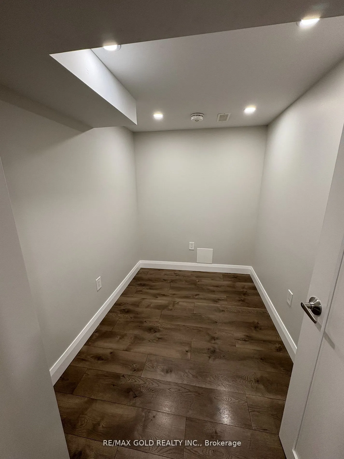 87 Algoma Drive, #Bsmt