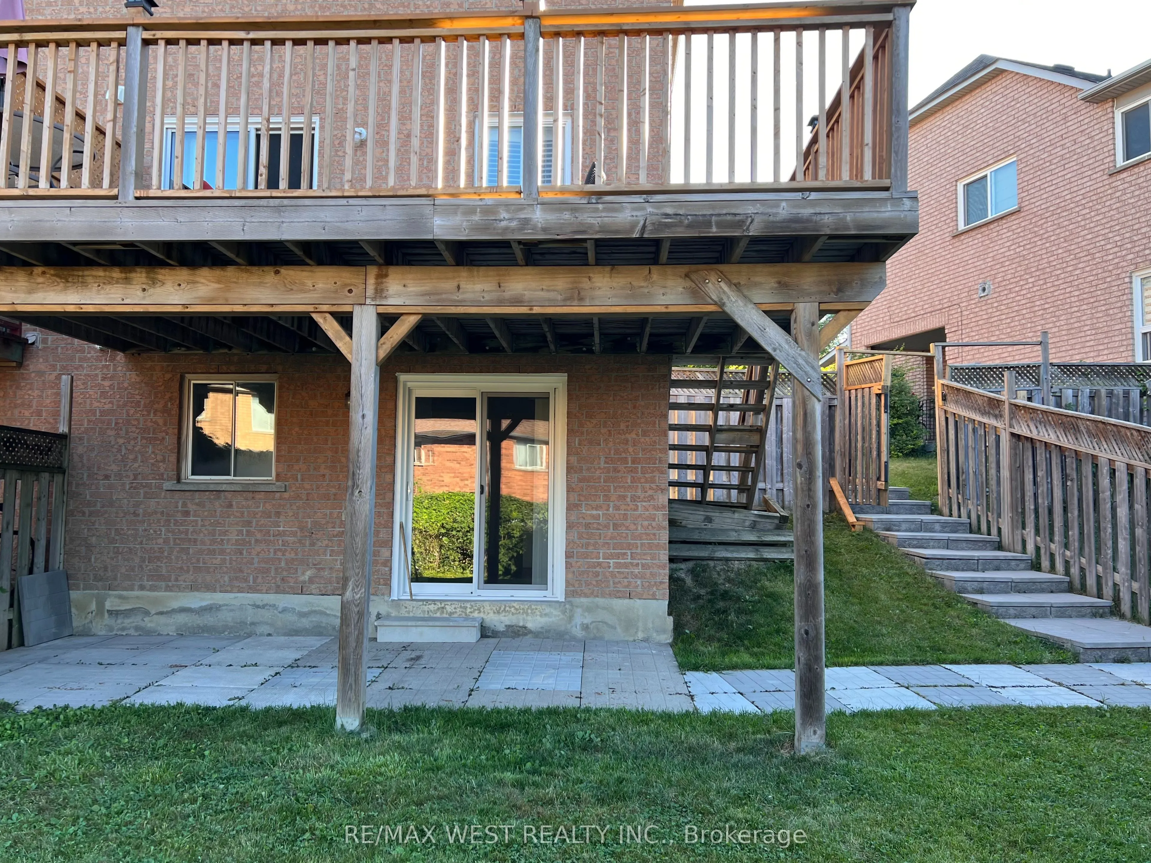 746 Walpole Crescent, #Bsmt