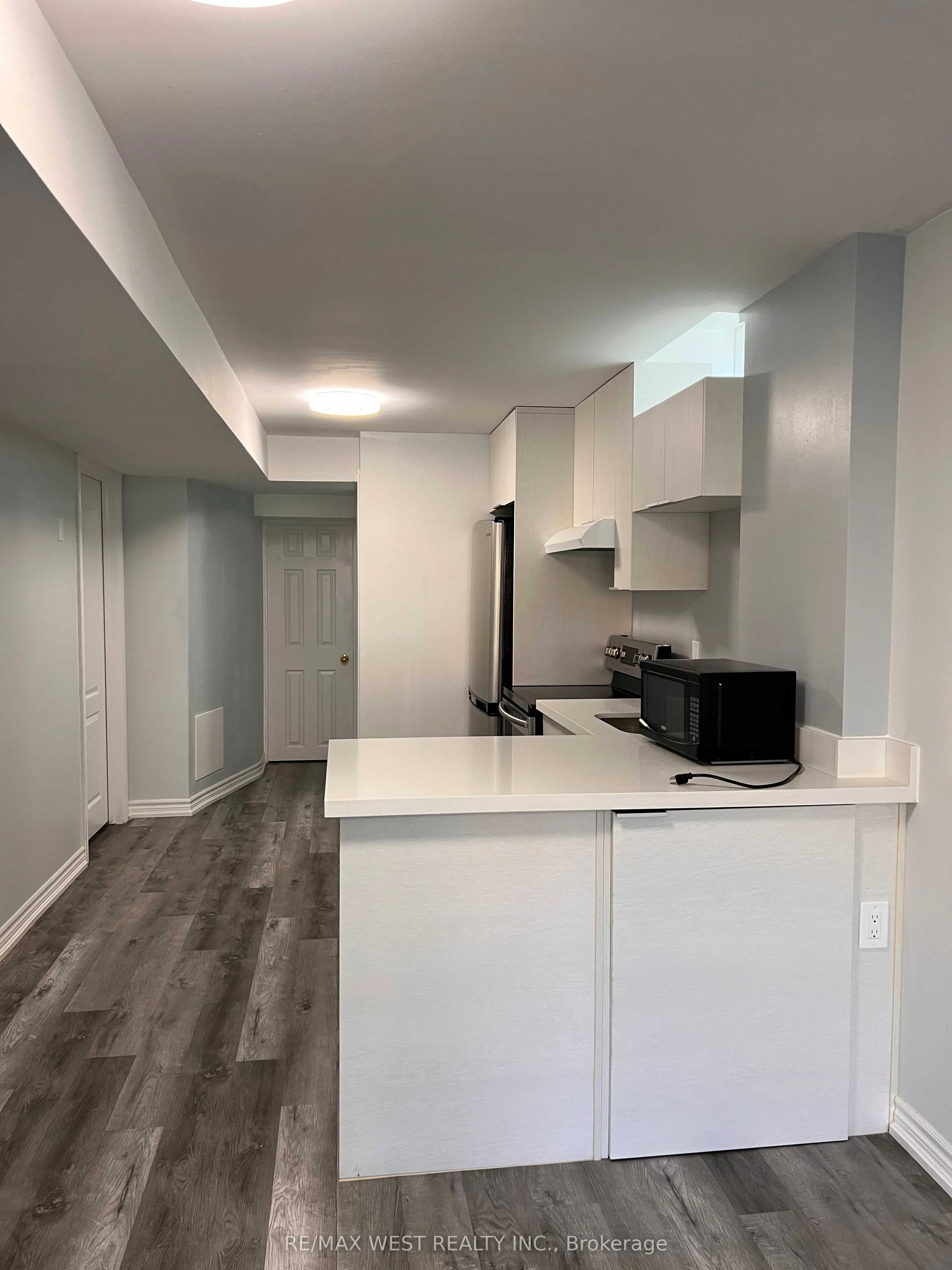 746 Walpole Crescent, #Bsmt
