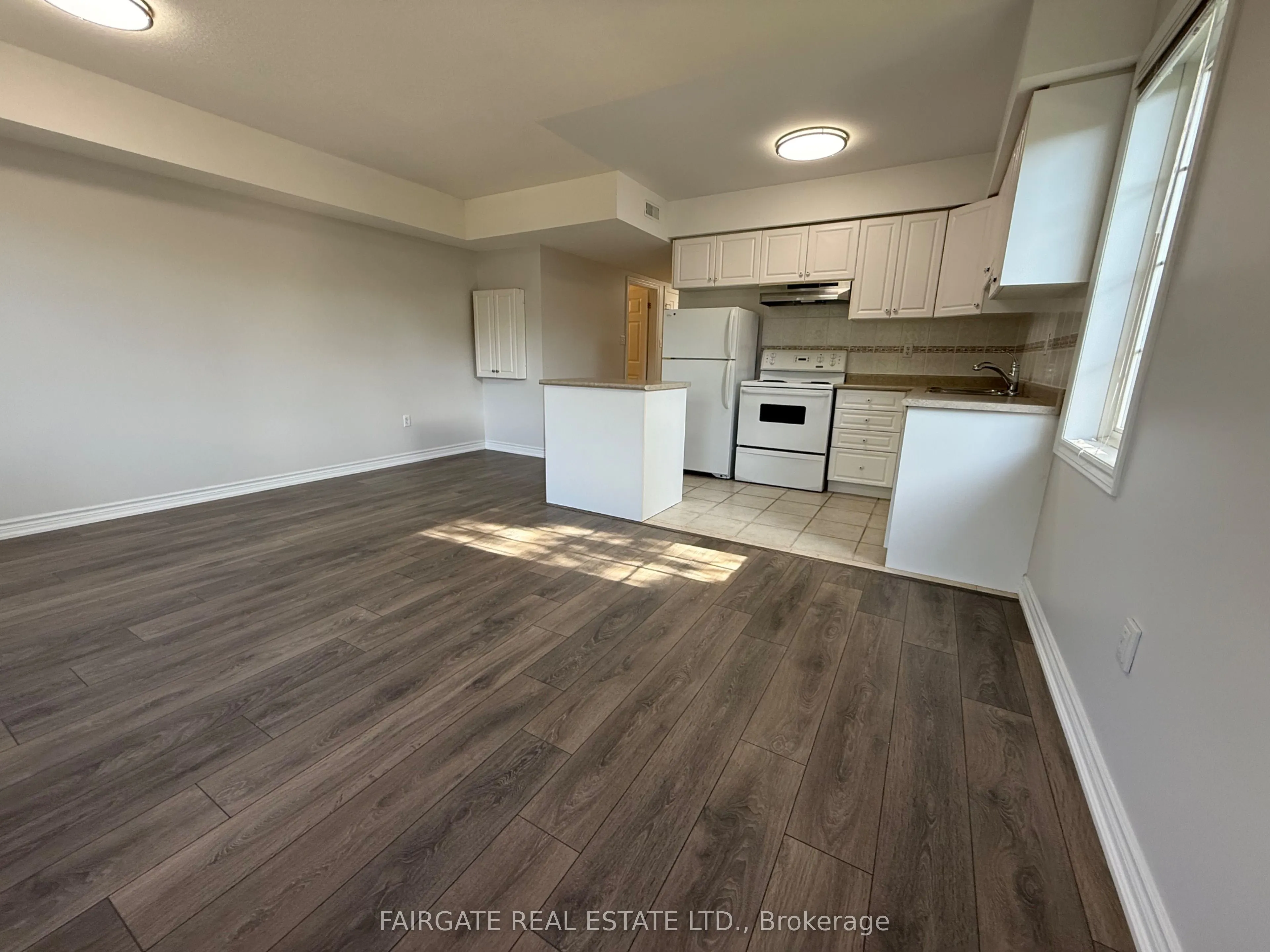 6165 Main Street, #A