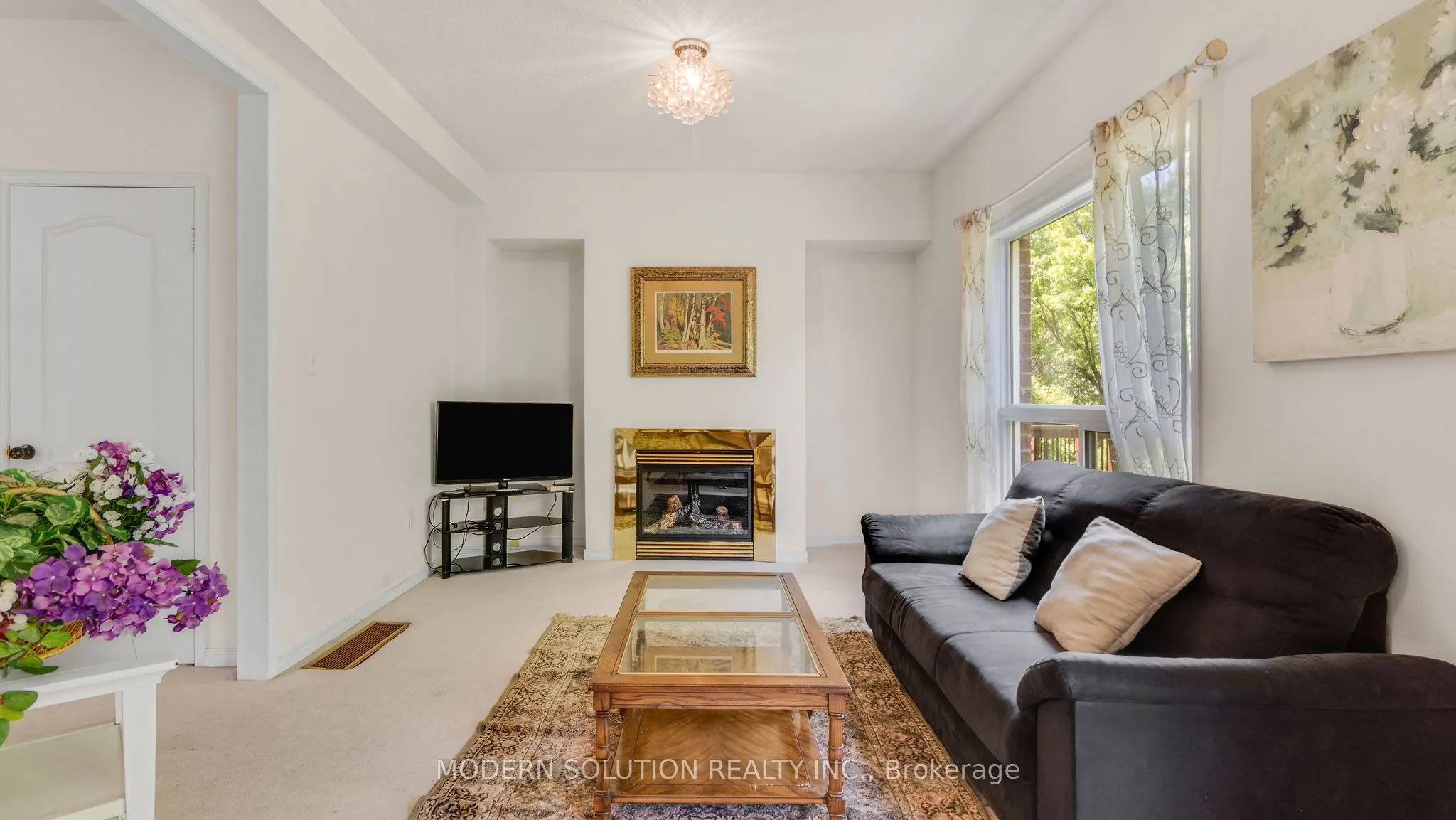 86 Lebovic Drive