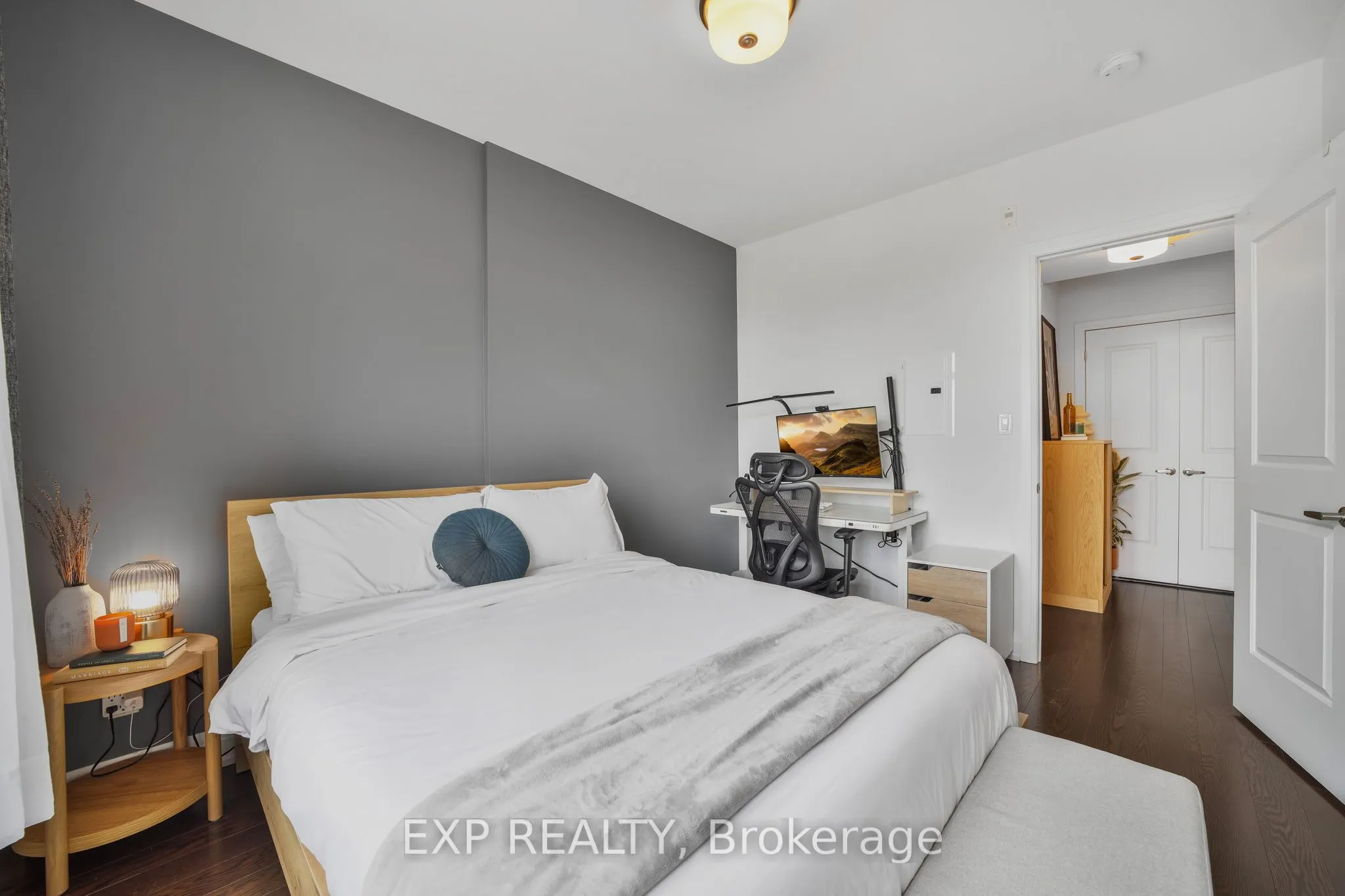 15277 Yonge Street, #602A