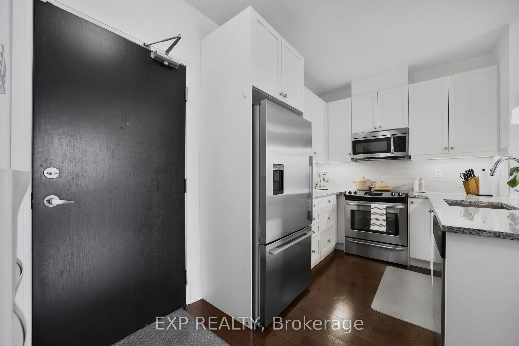 15277 Yonge Street, #602A