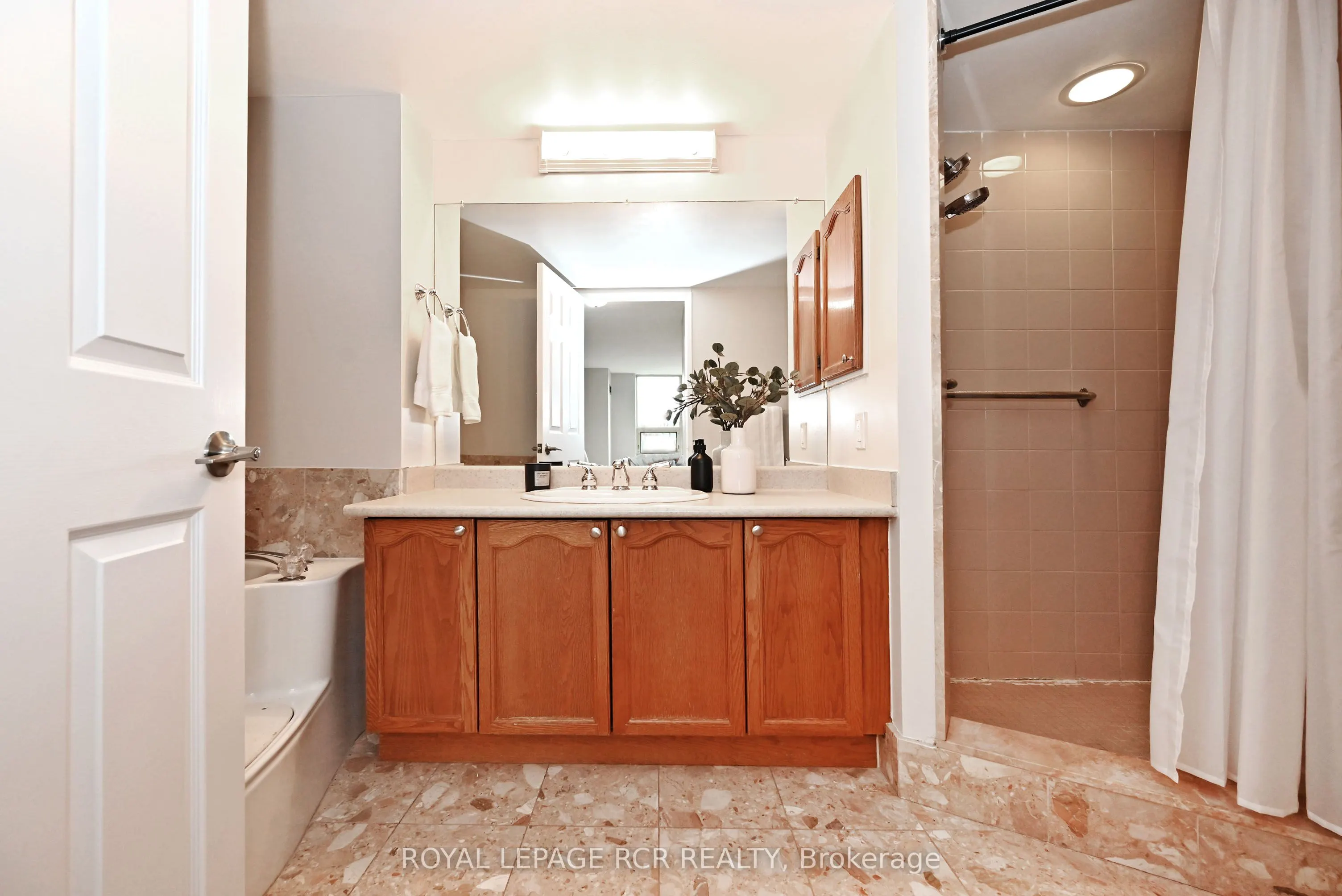 14924 Yonge Street, #311