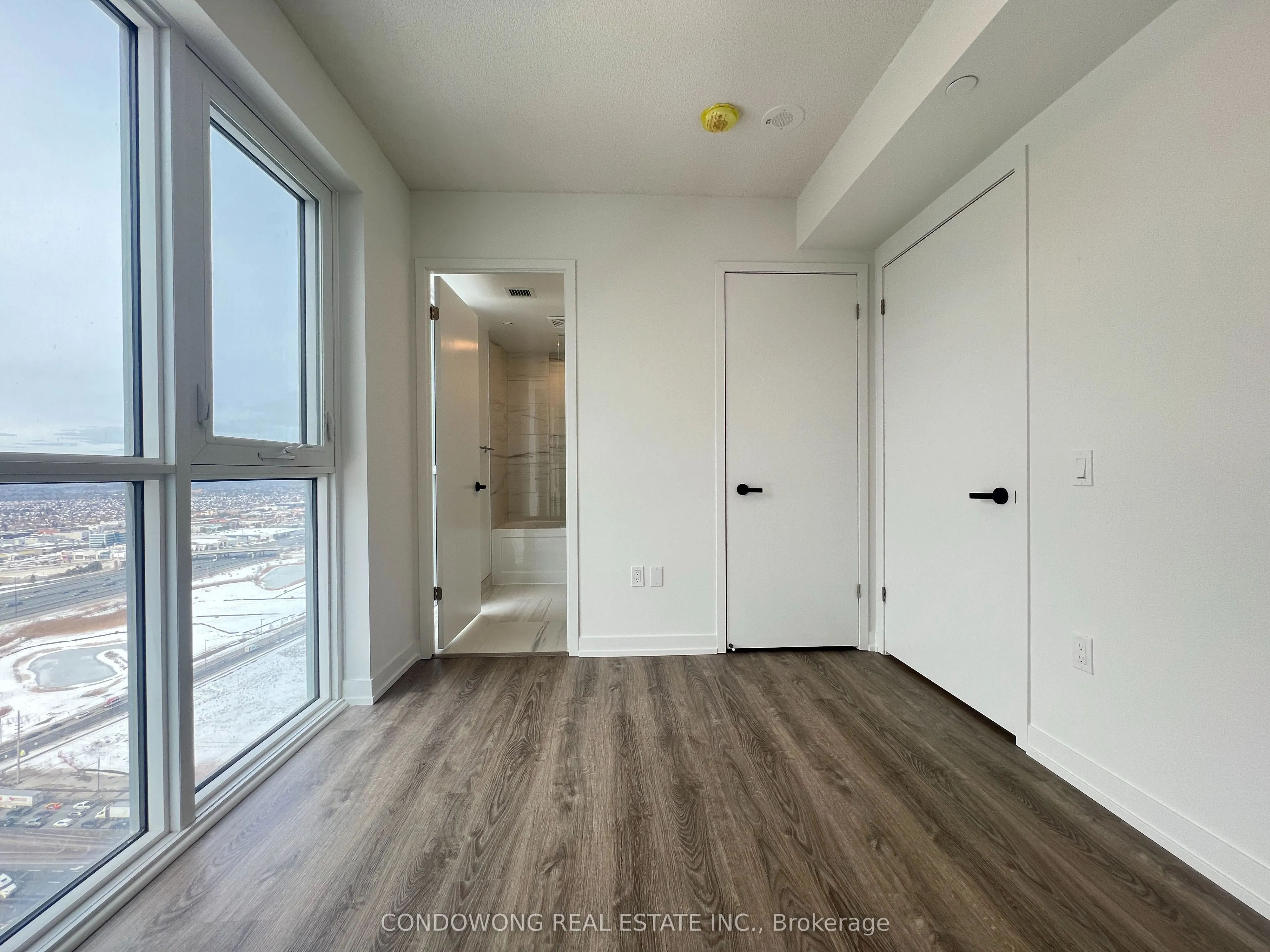 195 Commerce Street, #4006