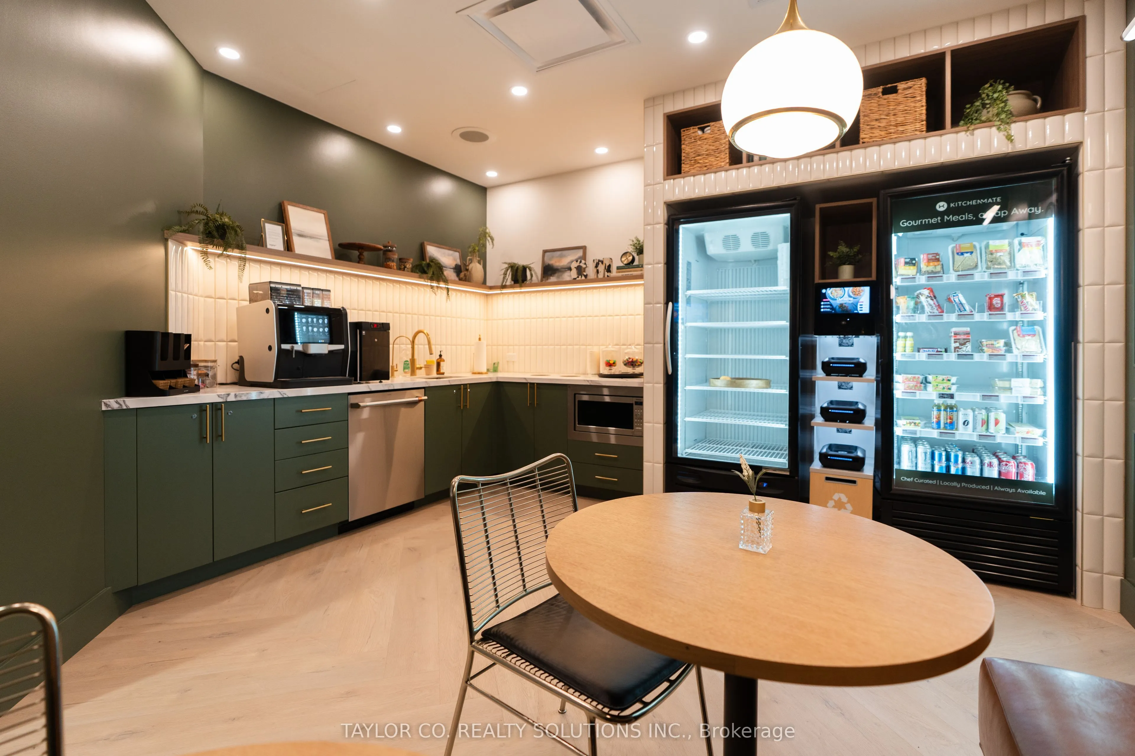 50 Minthorn Boulevard, #301