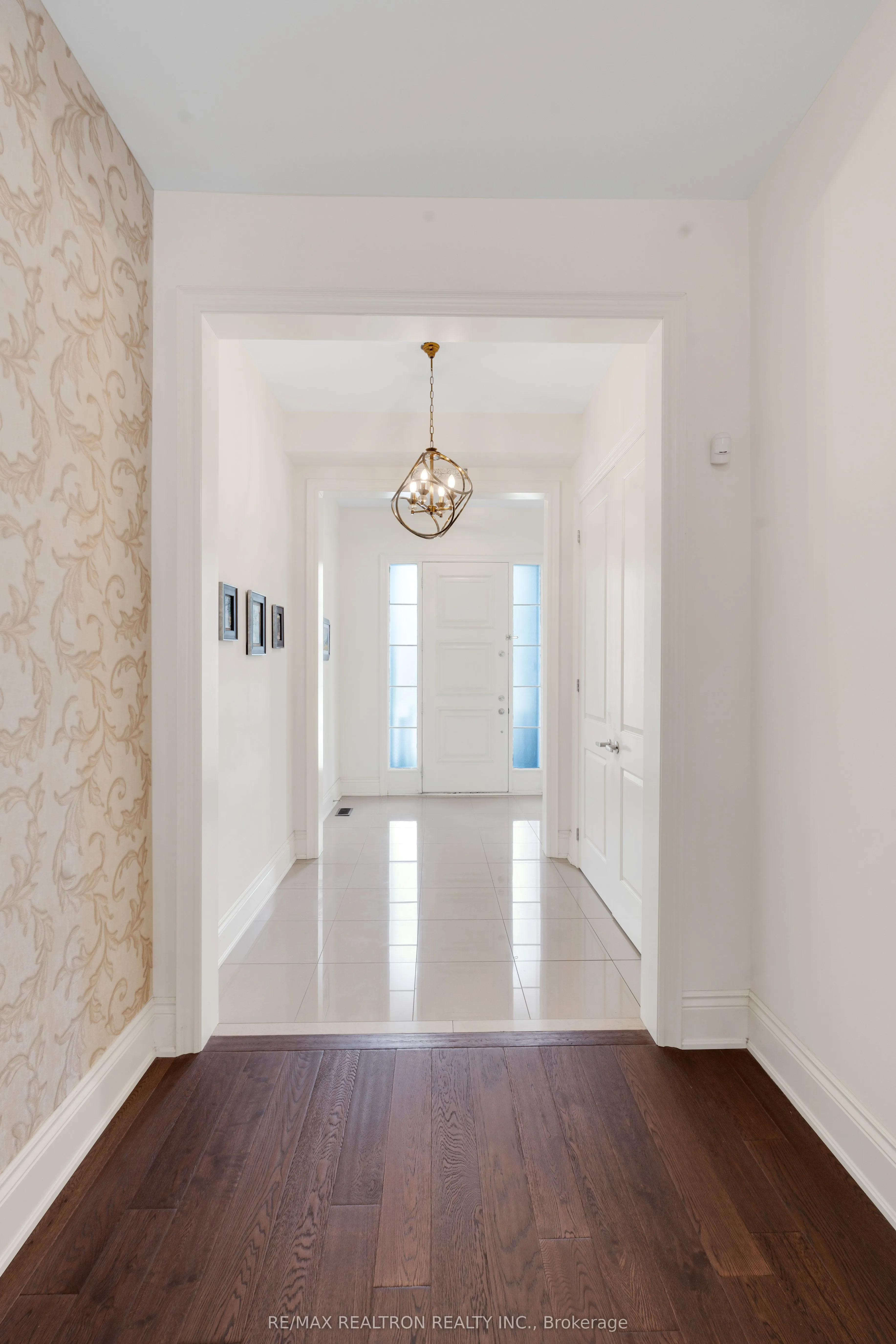 7 Aspy Court
