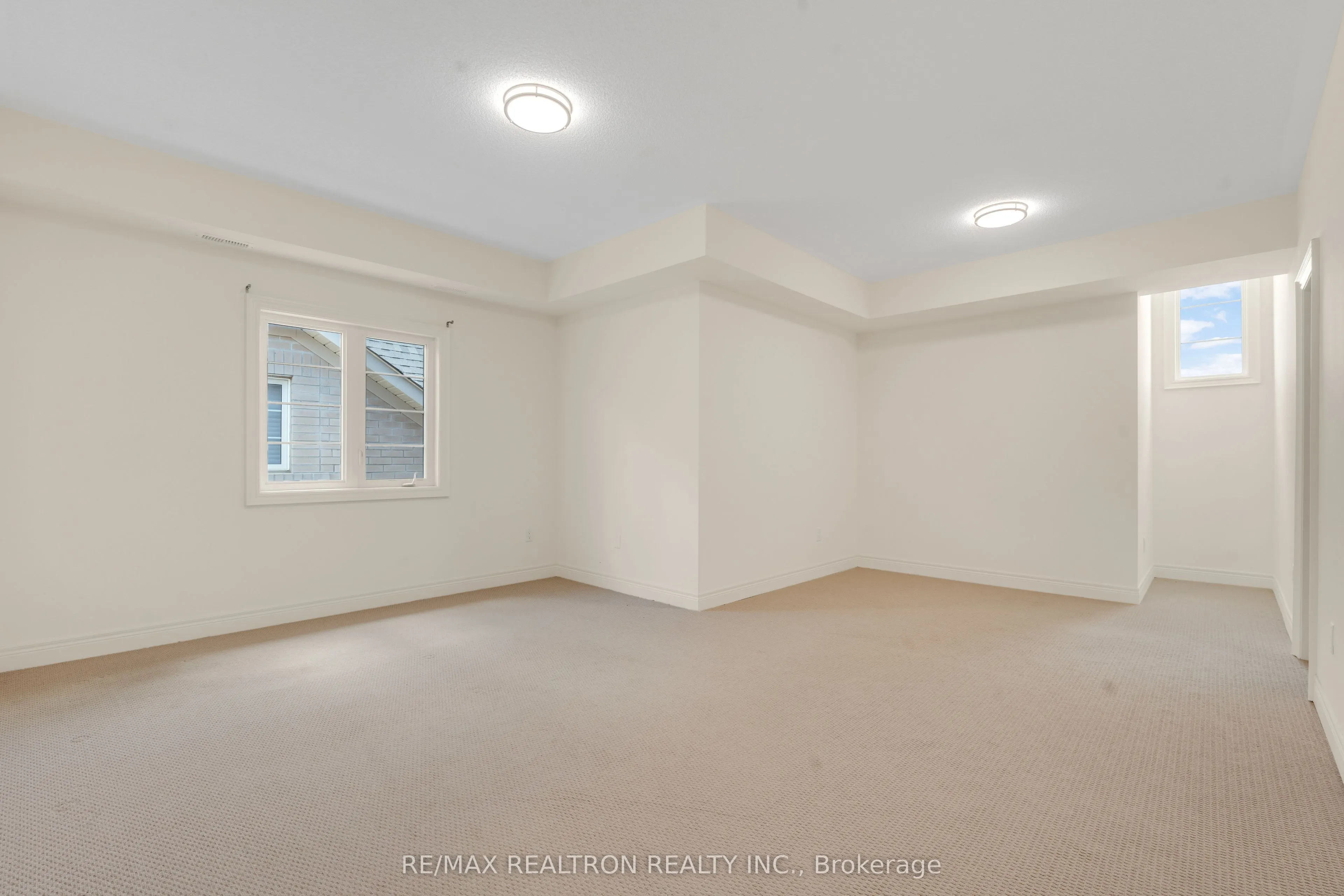 7 Aspy Court