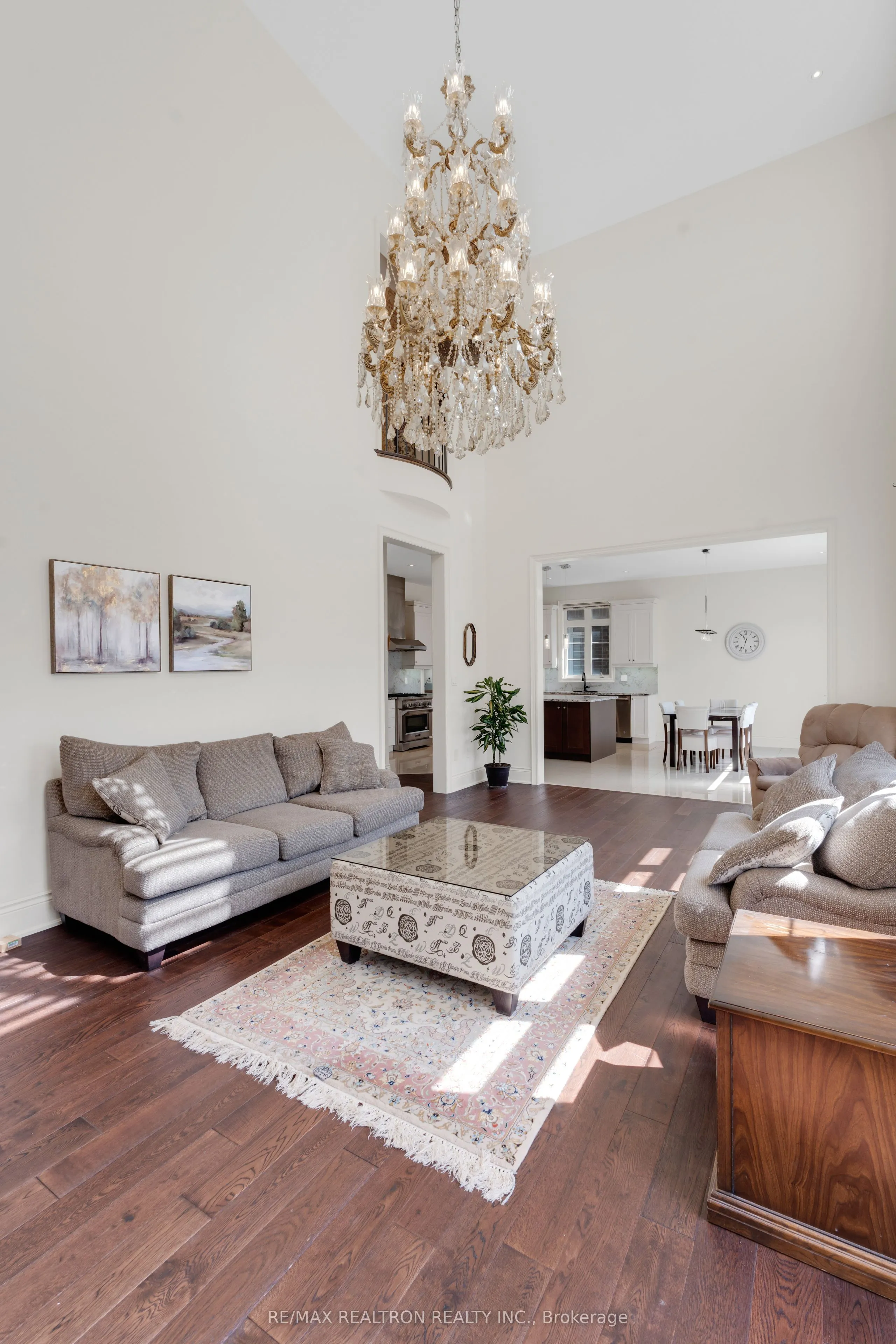 7 Aspy Court