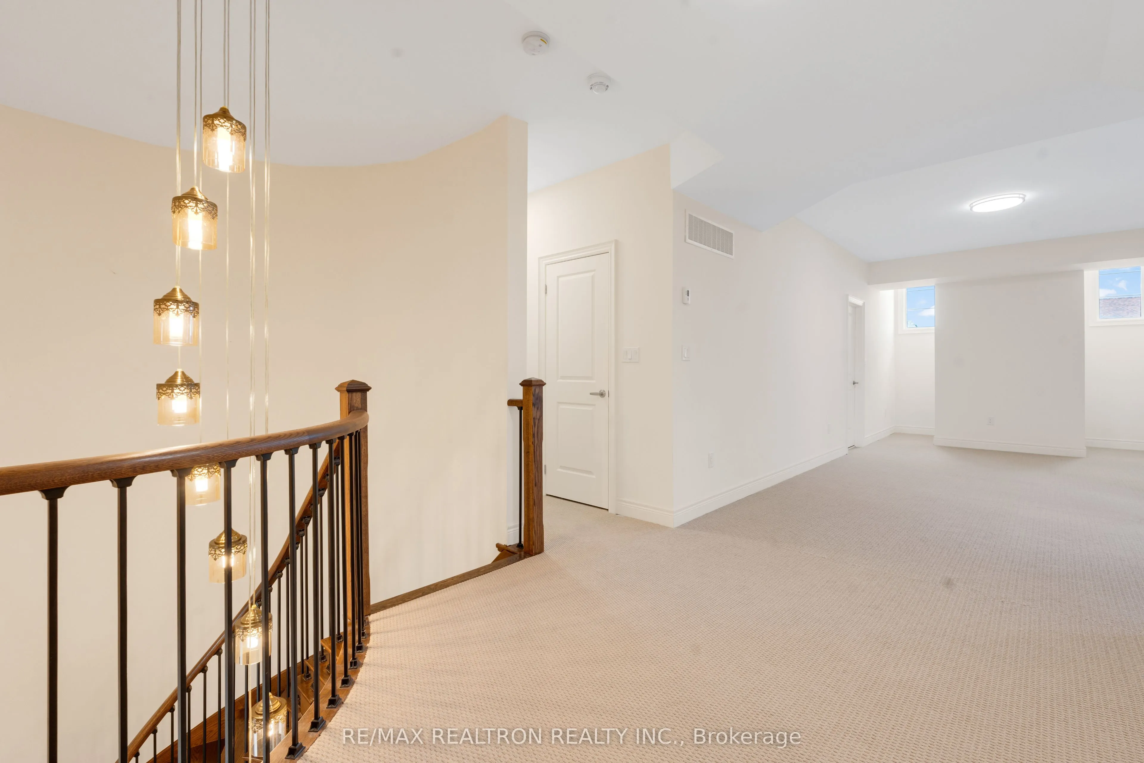 7 Aspy Court