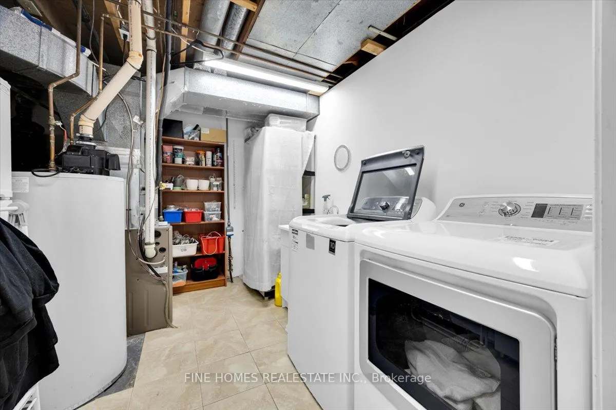 24 New Havens Way, #24