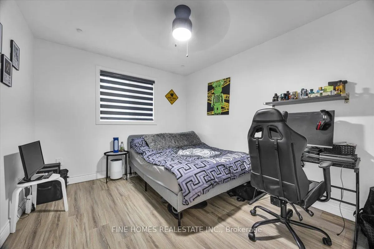 24 New Havens Way, #24