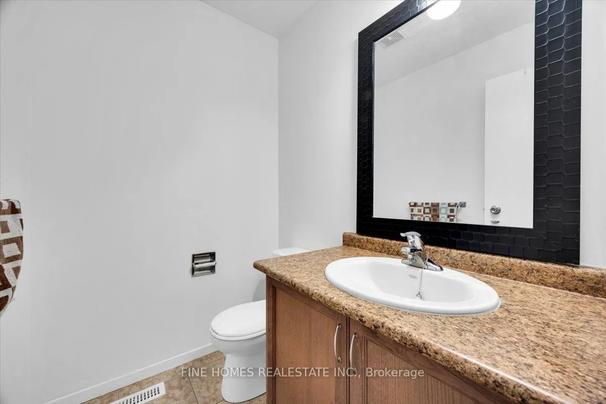 24 New Havens Way, #24