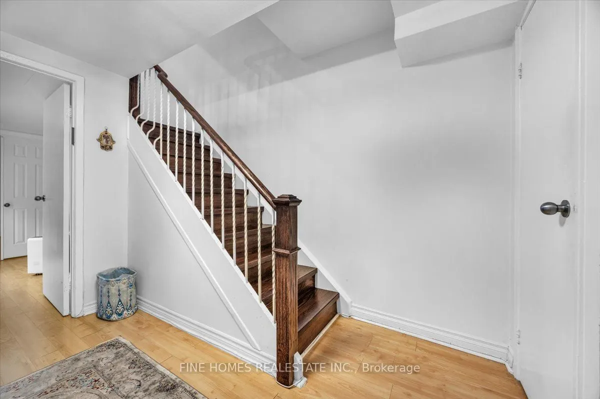 24 New Havens Way, #24