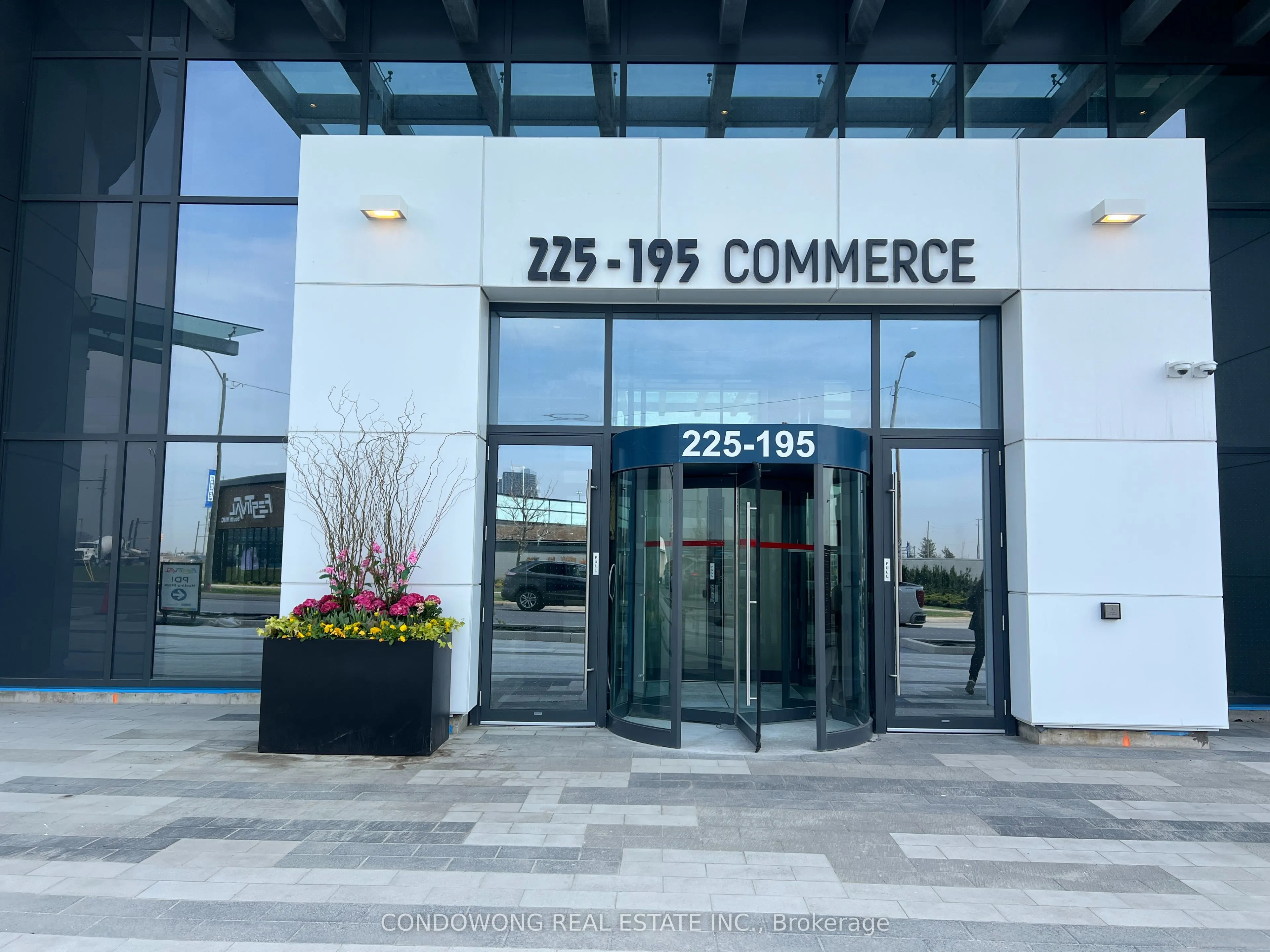 195 Commerce Street, #5316