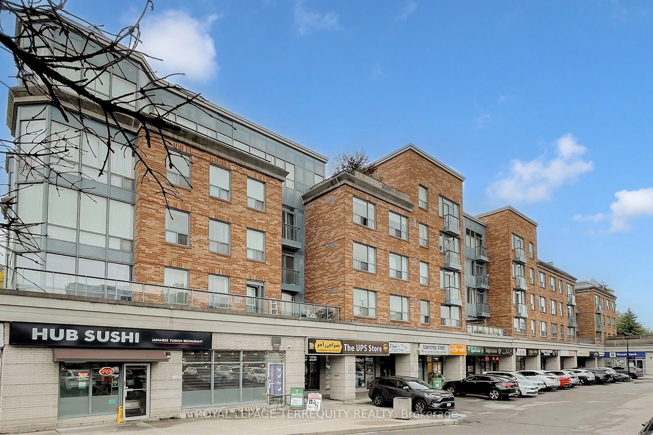 7398 Yonge Street, #213