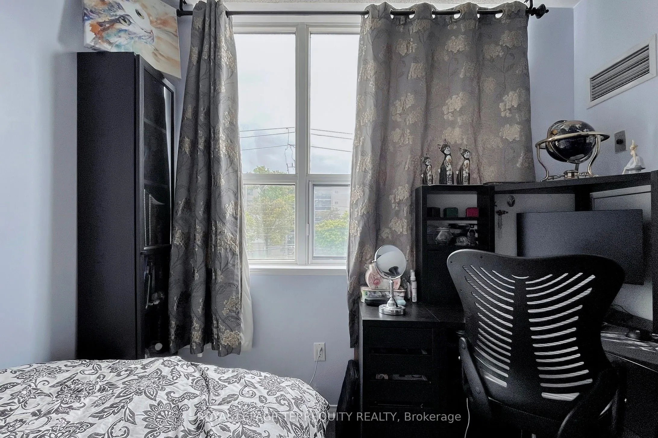 7398 Yonge Street, #213