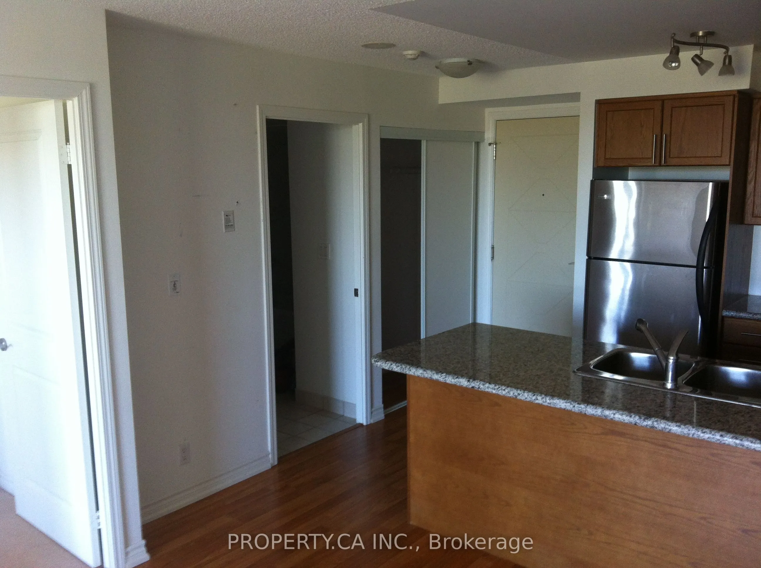 18 Harding Boulevard, #1104