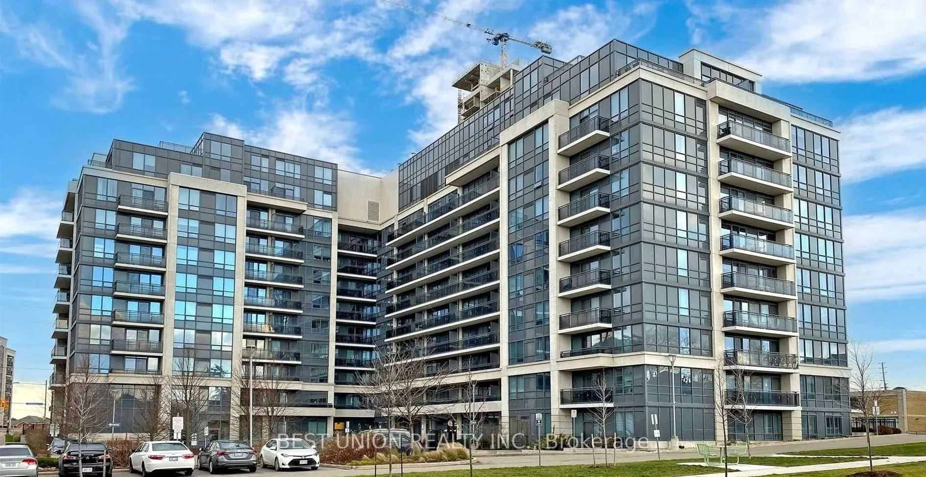 370 Highway 7 Avenue E, #523